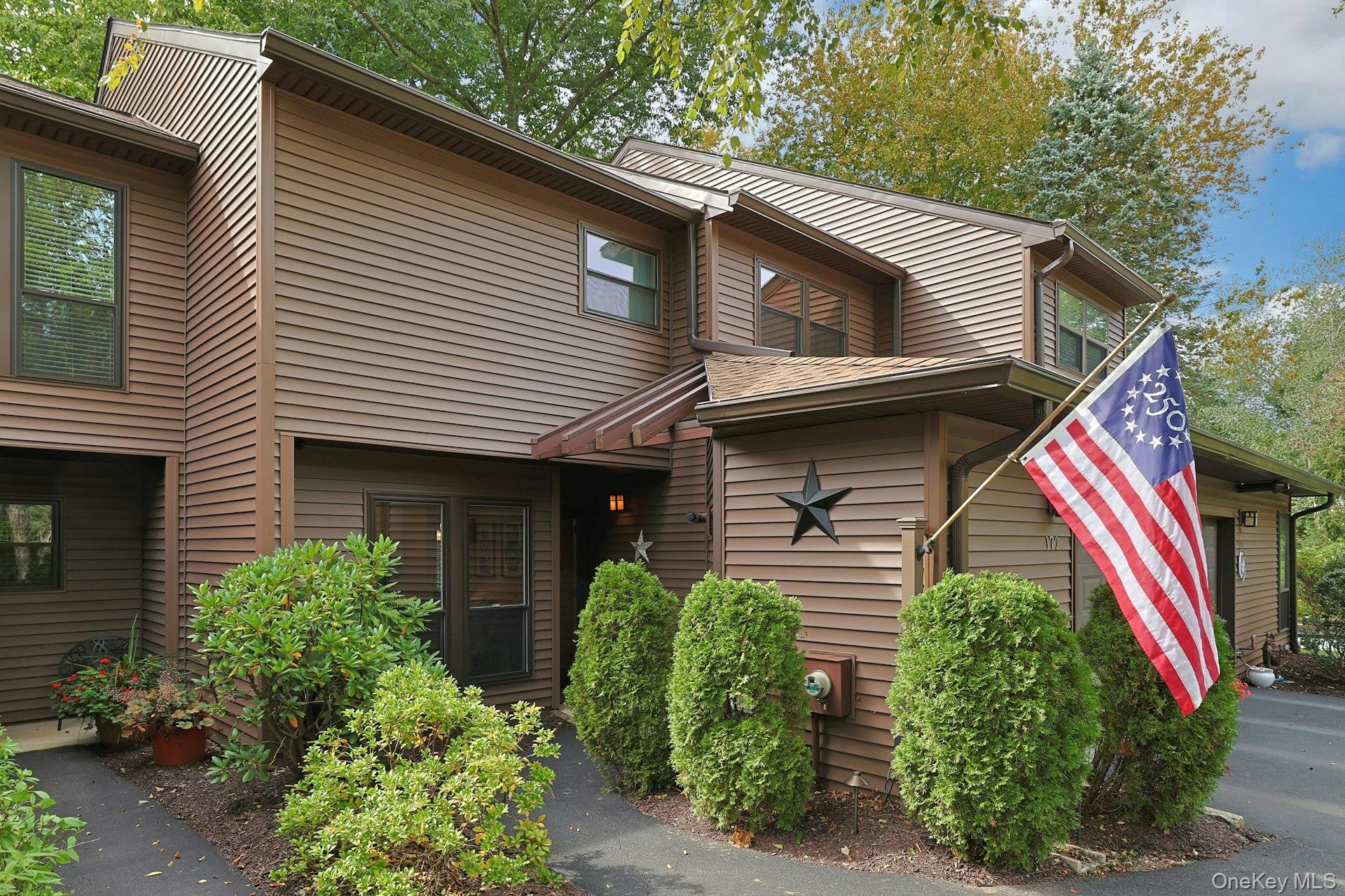 Photo 3 of this property