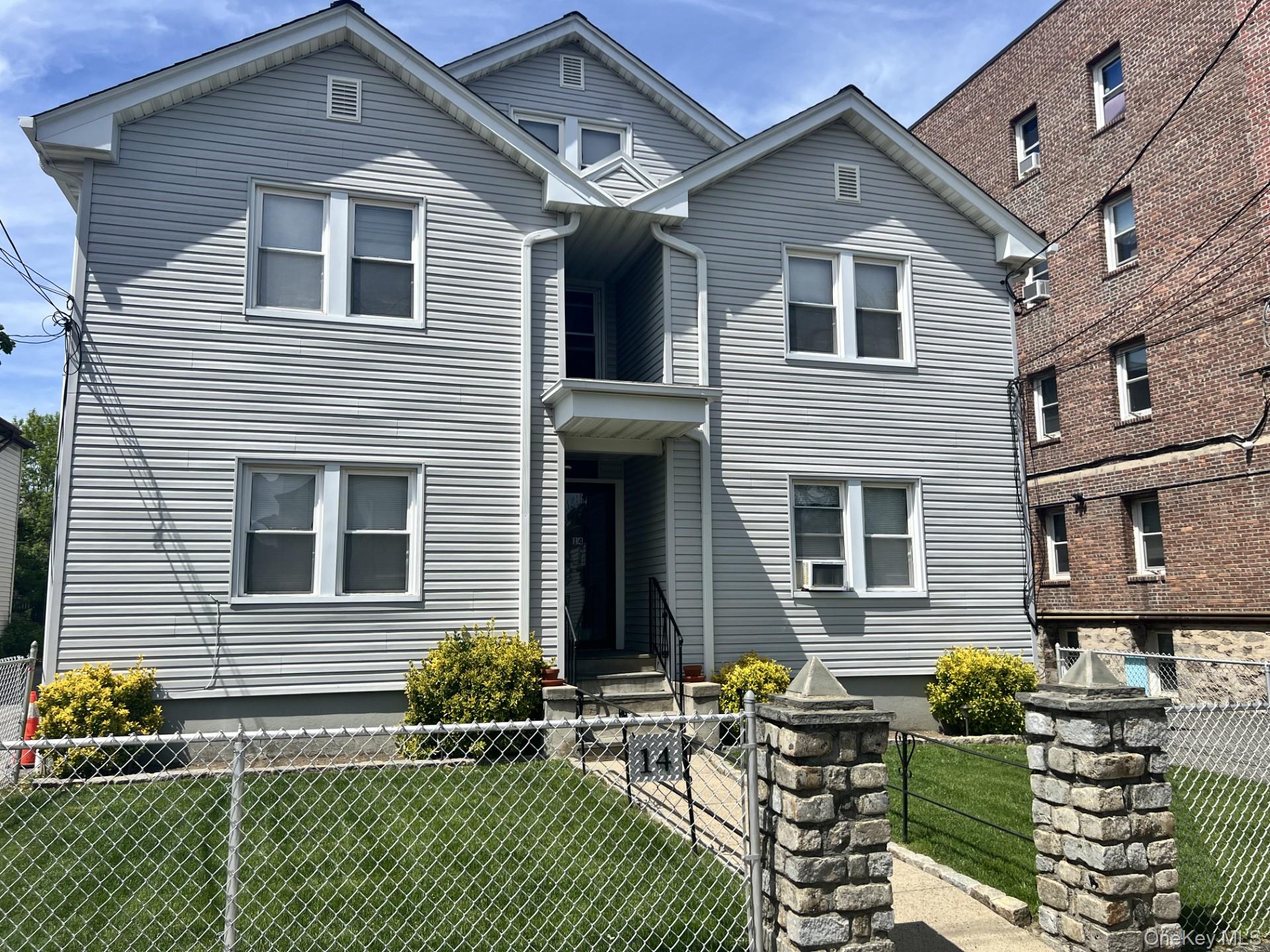 Photo 3 of this property