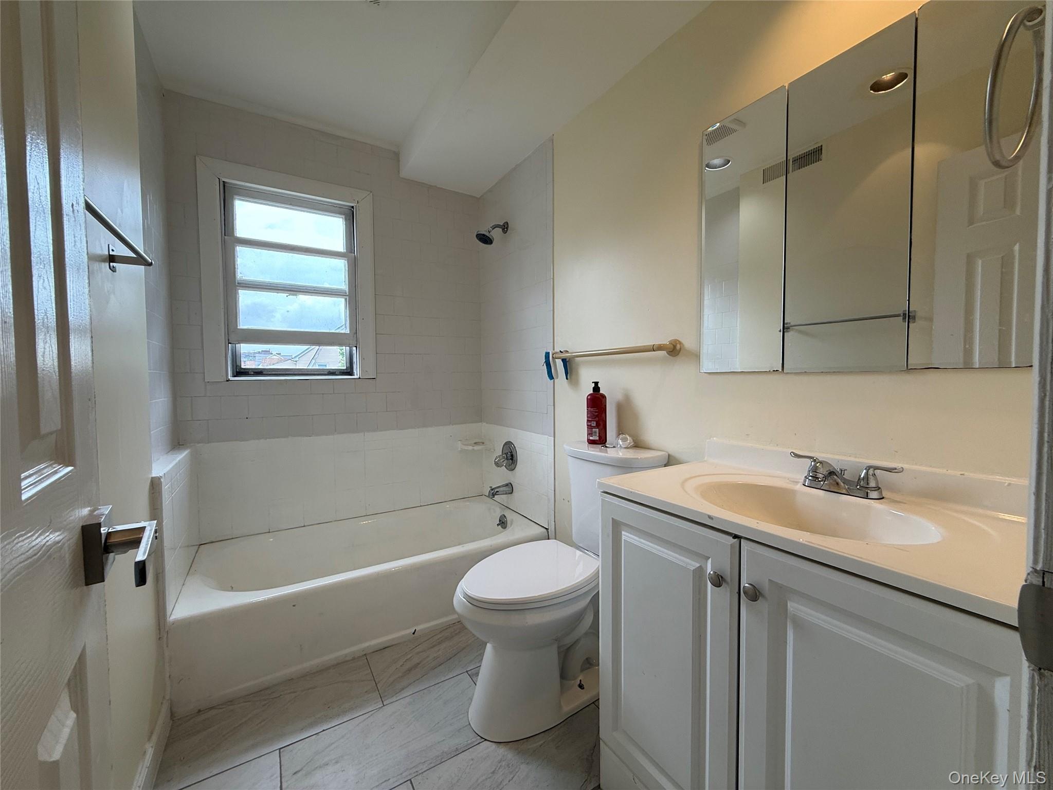 Photo 7 of this property