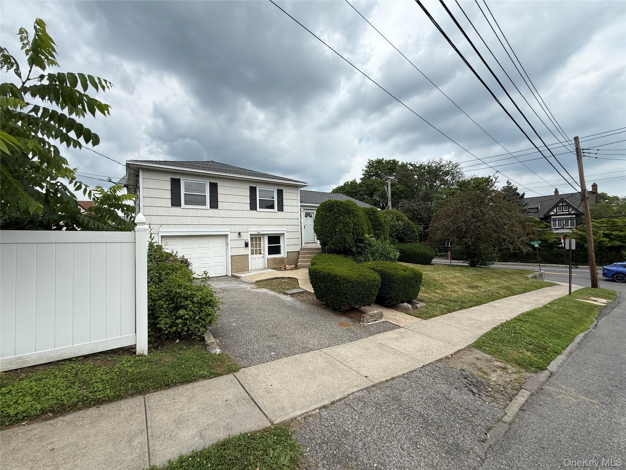 Photo 3 of this property