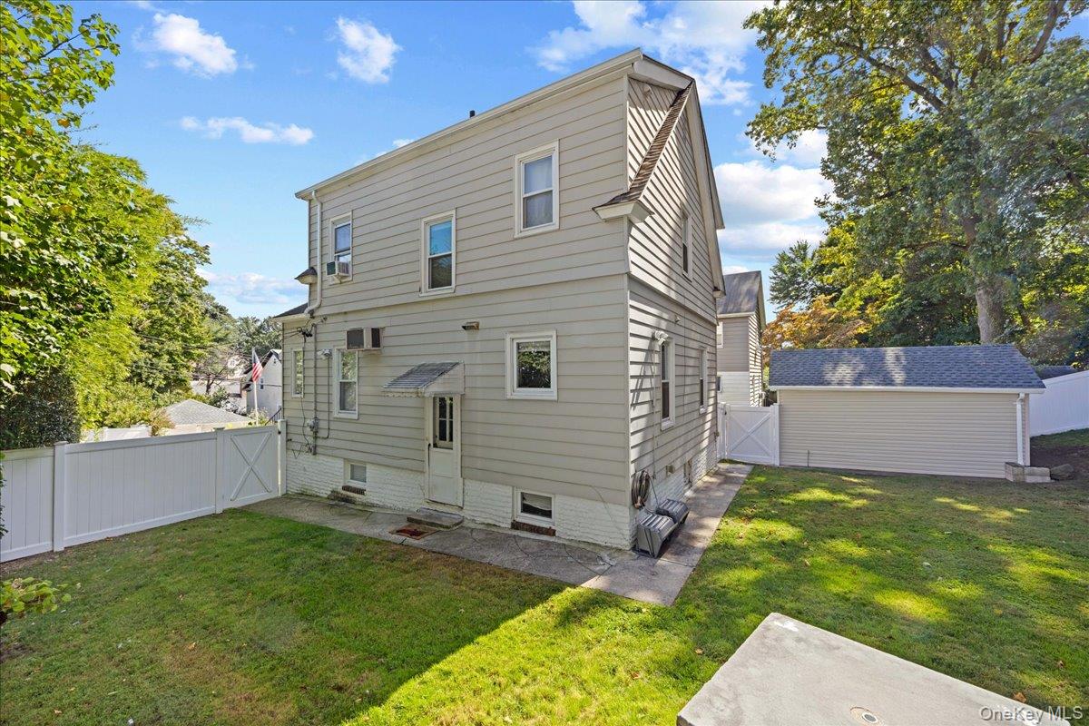 Photo 25 of this property