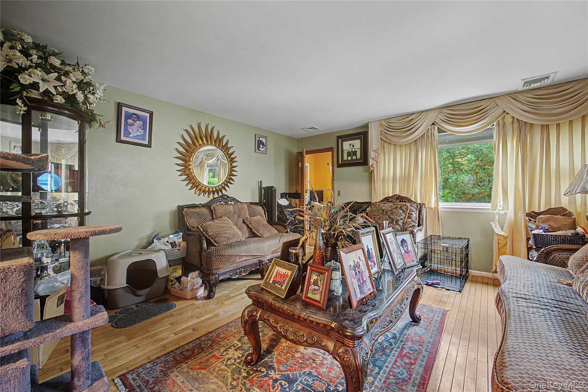 Photo 3 of this property
