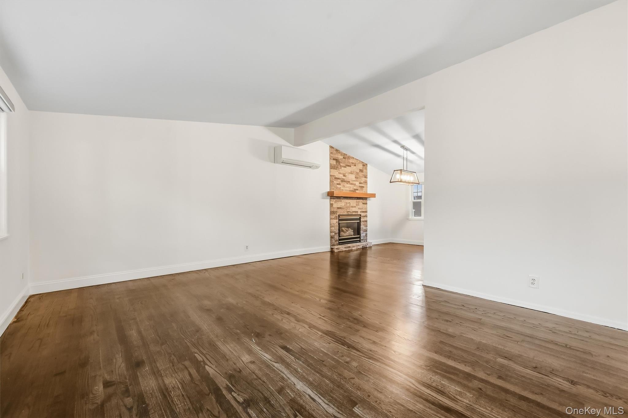 Photo 6 of this property