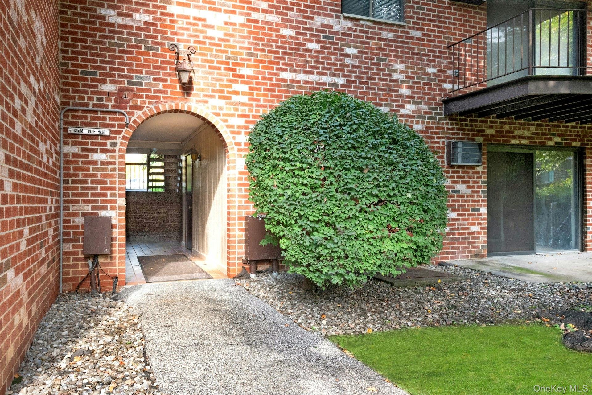 Photo 19 of this property
