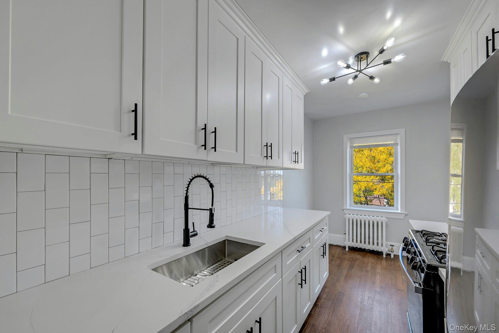 Photo 4 of this property