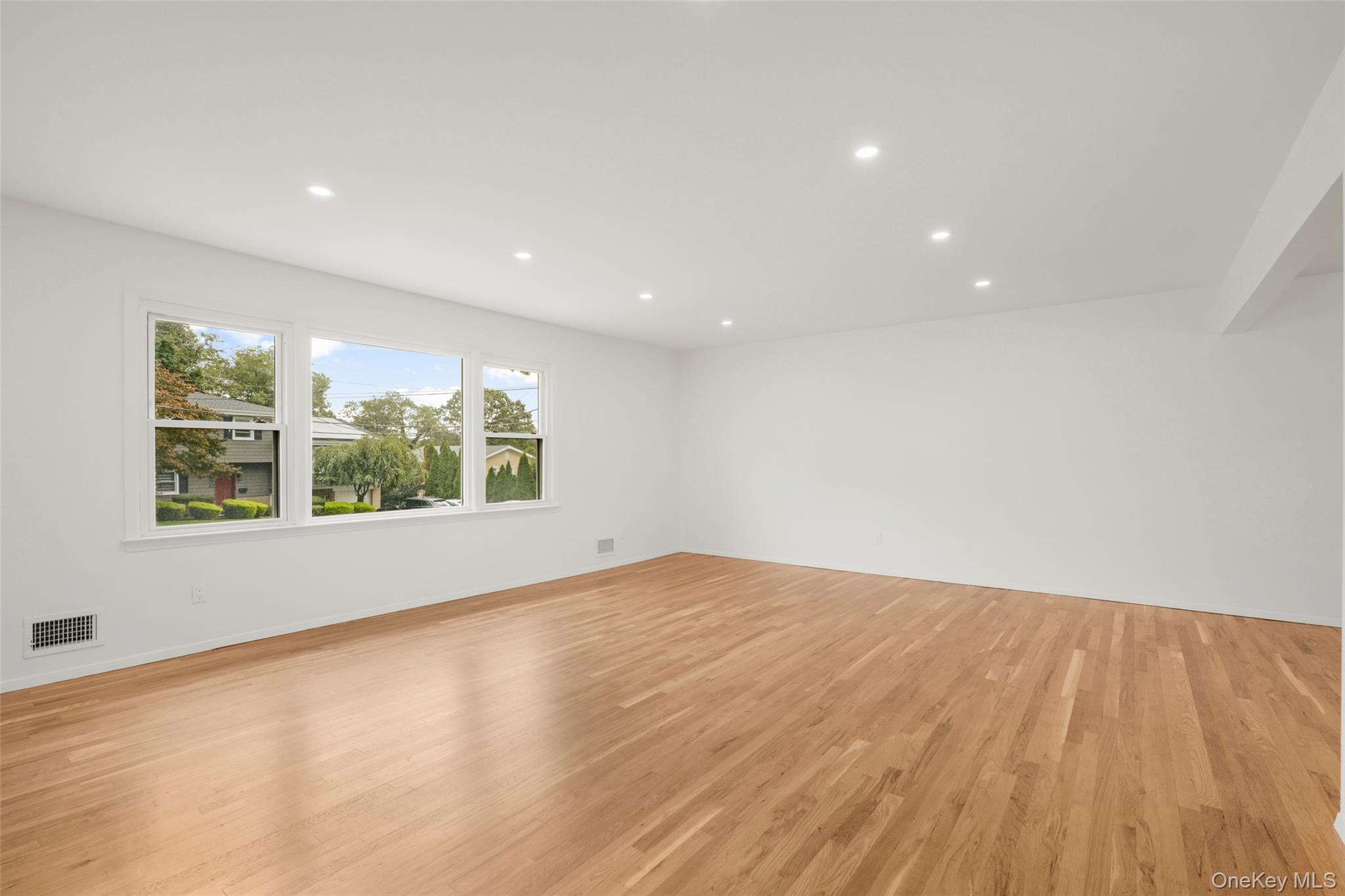 Photo 6 of this property