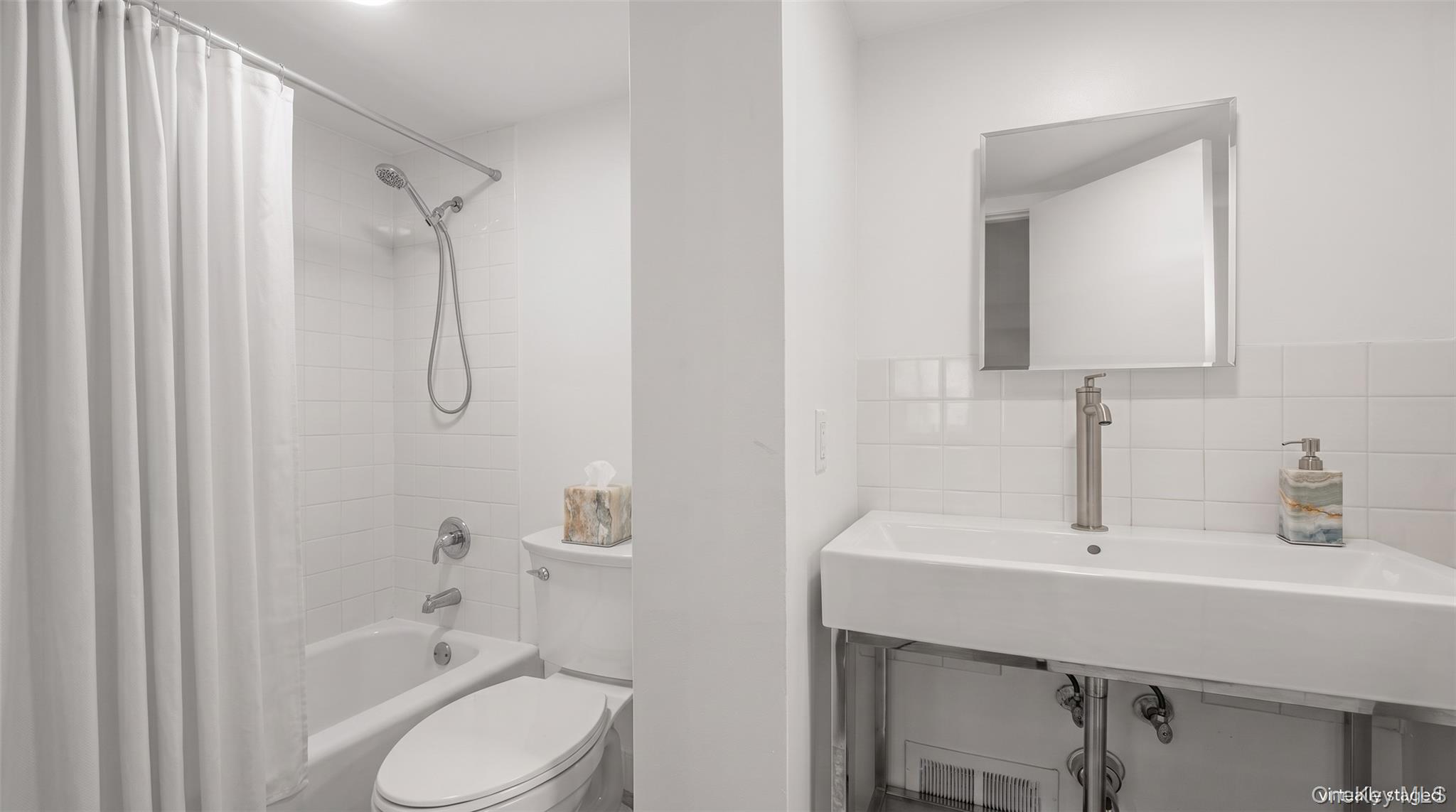Photo 31 of this property