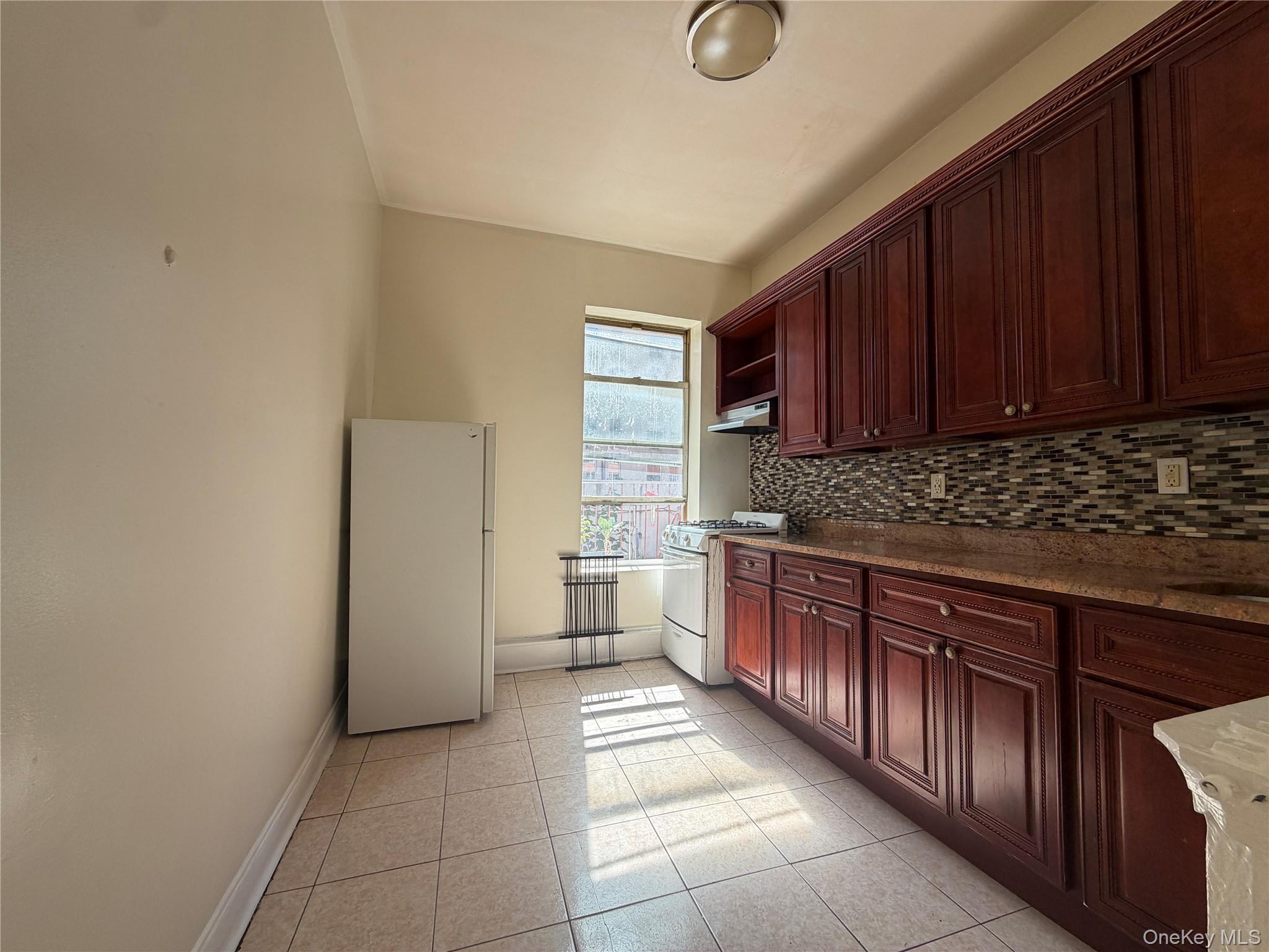 Experience Downtown Living at an affordable price. 50 Main st, unit 4R...