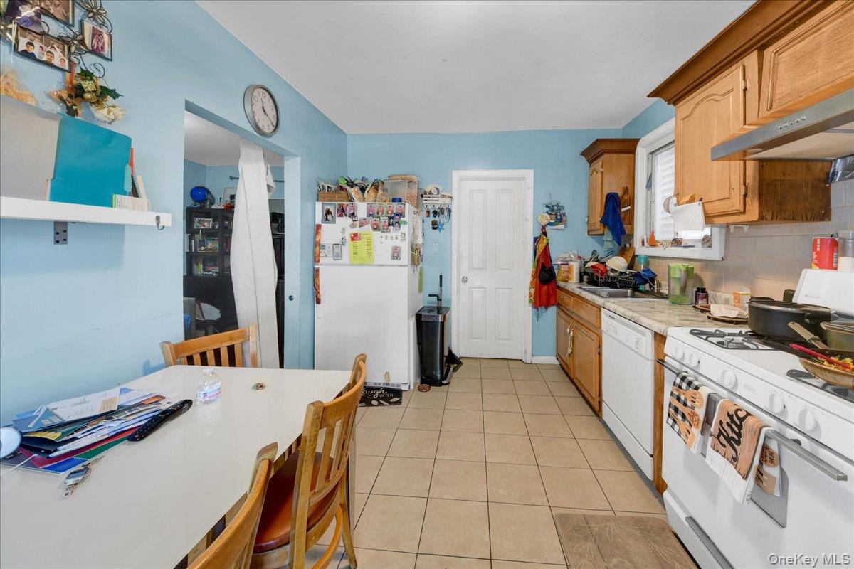 Photo 18 of this property