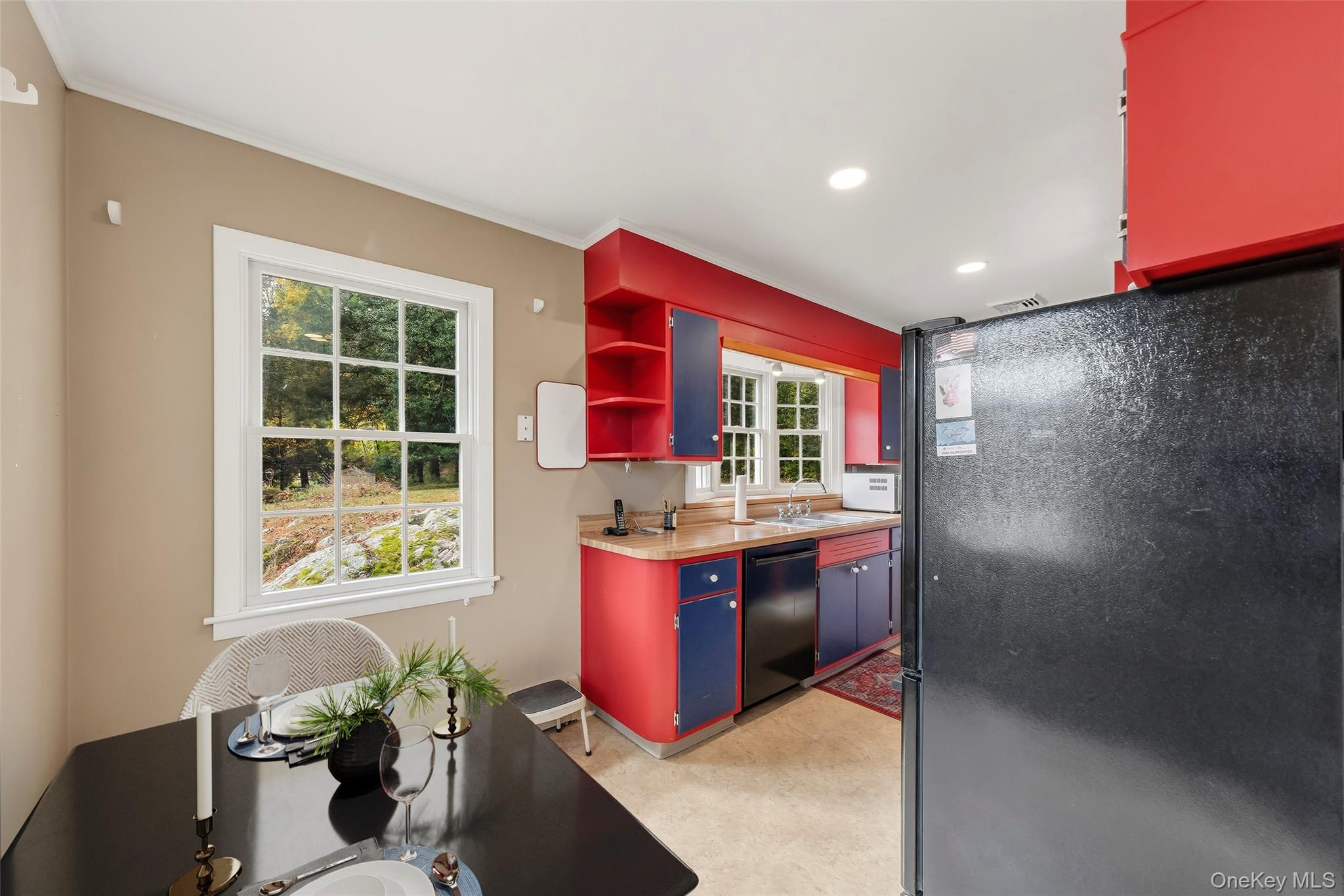 Photo 11 of this property