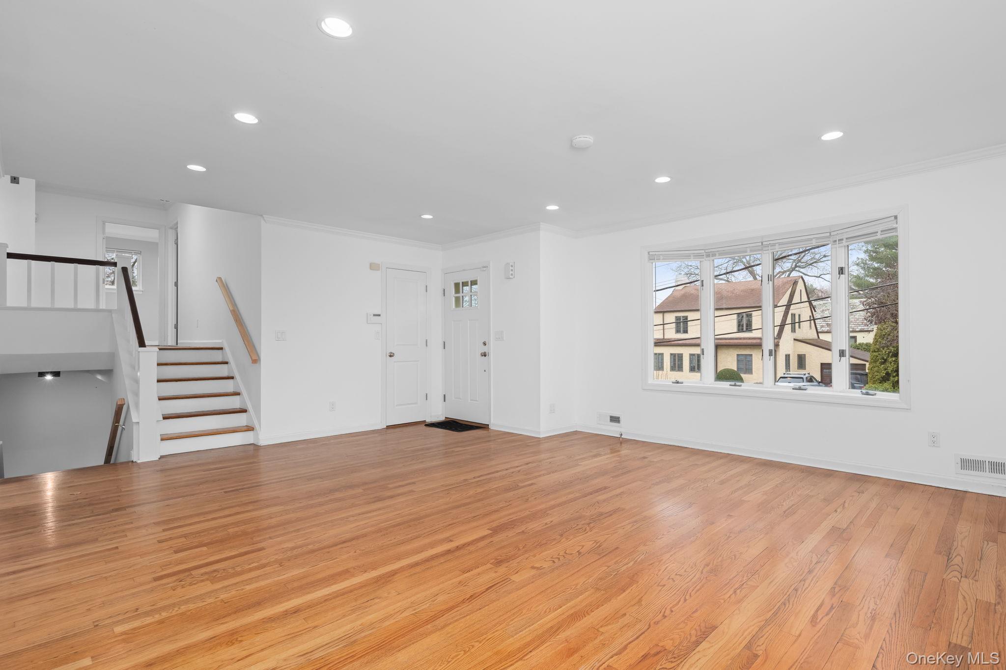 Photo 4 of this property
