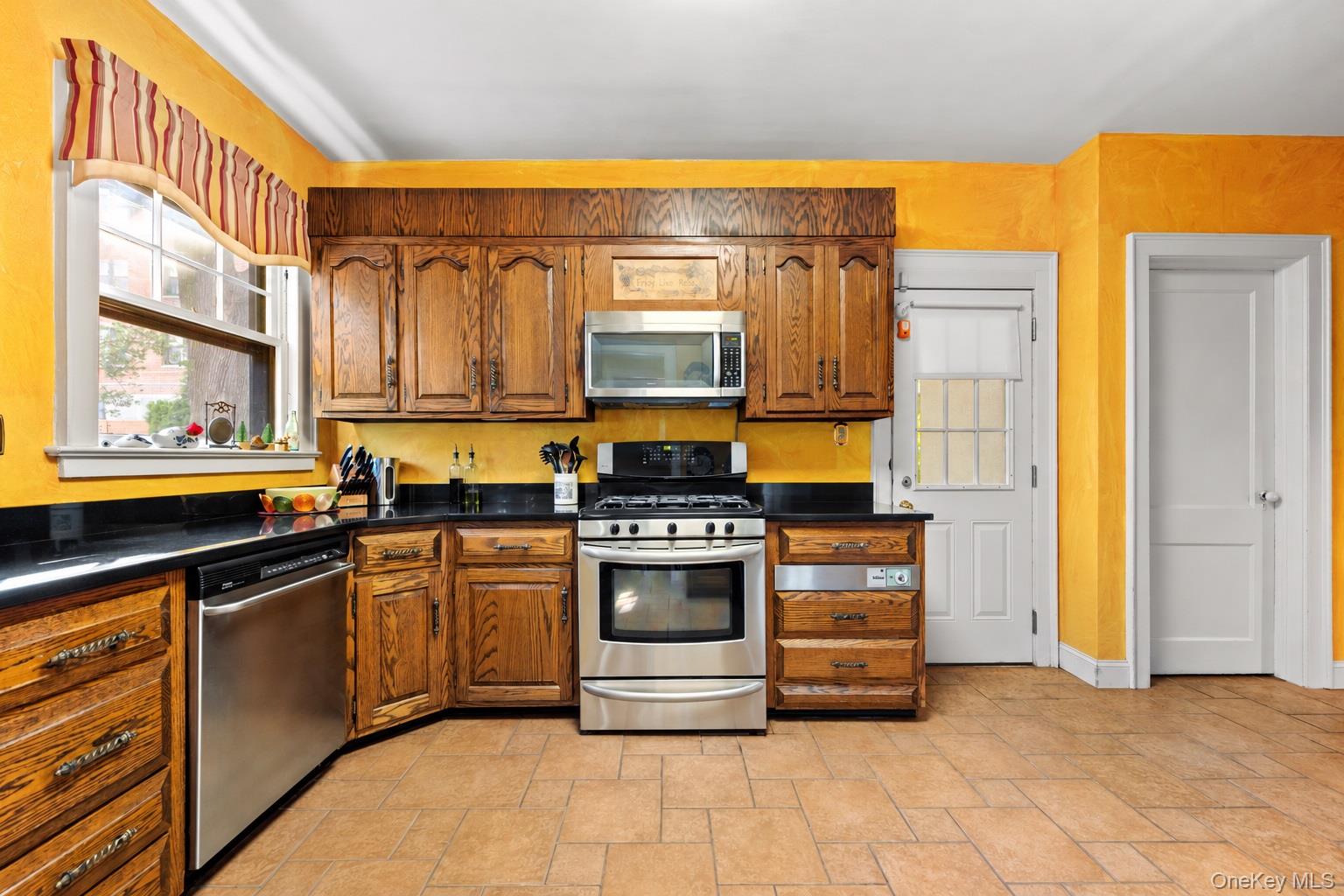 Photo 11 of this property
