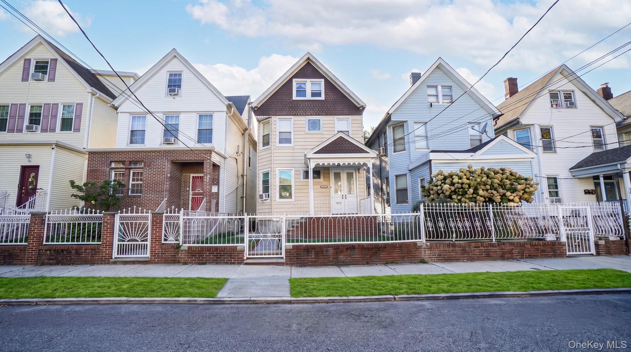 Welcome to 40 S. 7th Avenue in Mount Vernon!

This well-maintained two...