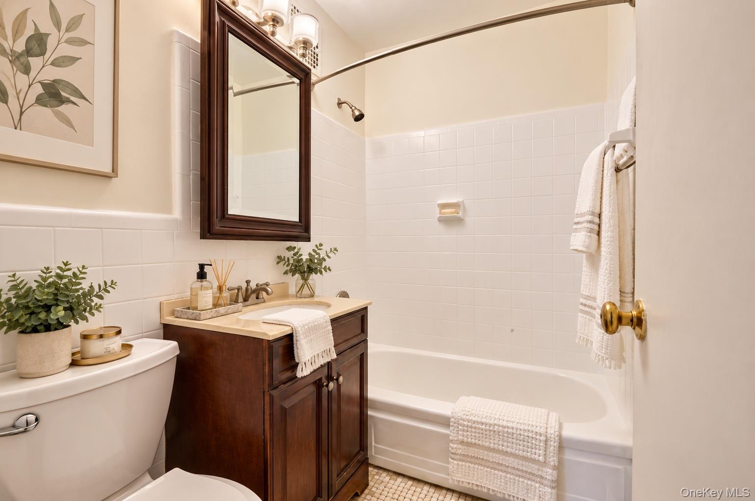 Photo 11 of this property