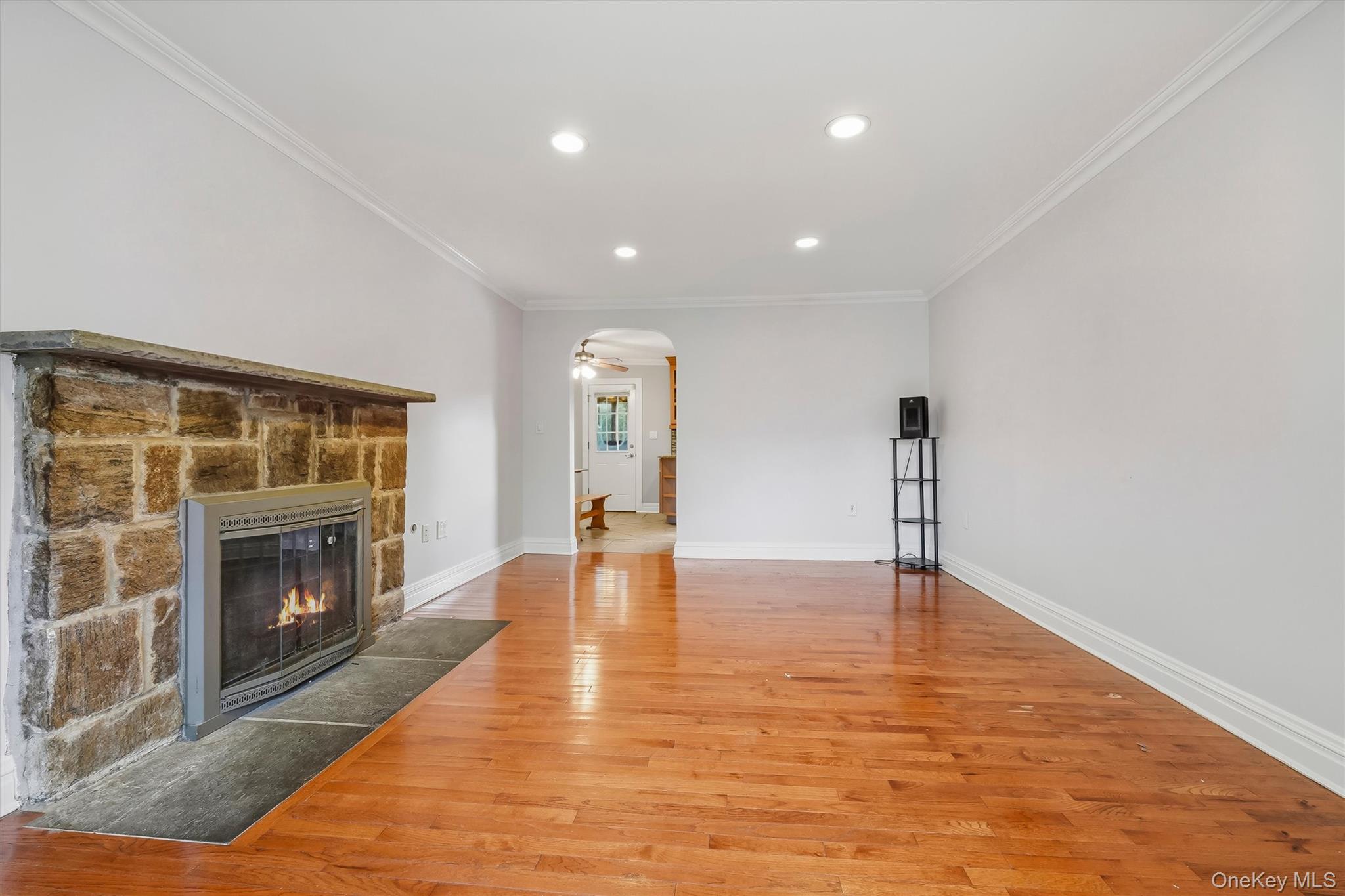 Photo 4 of this property