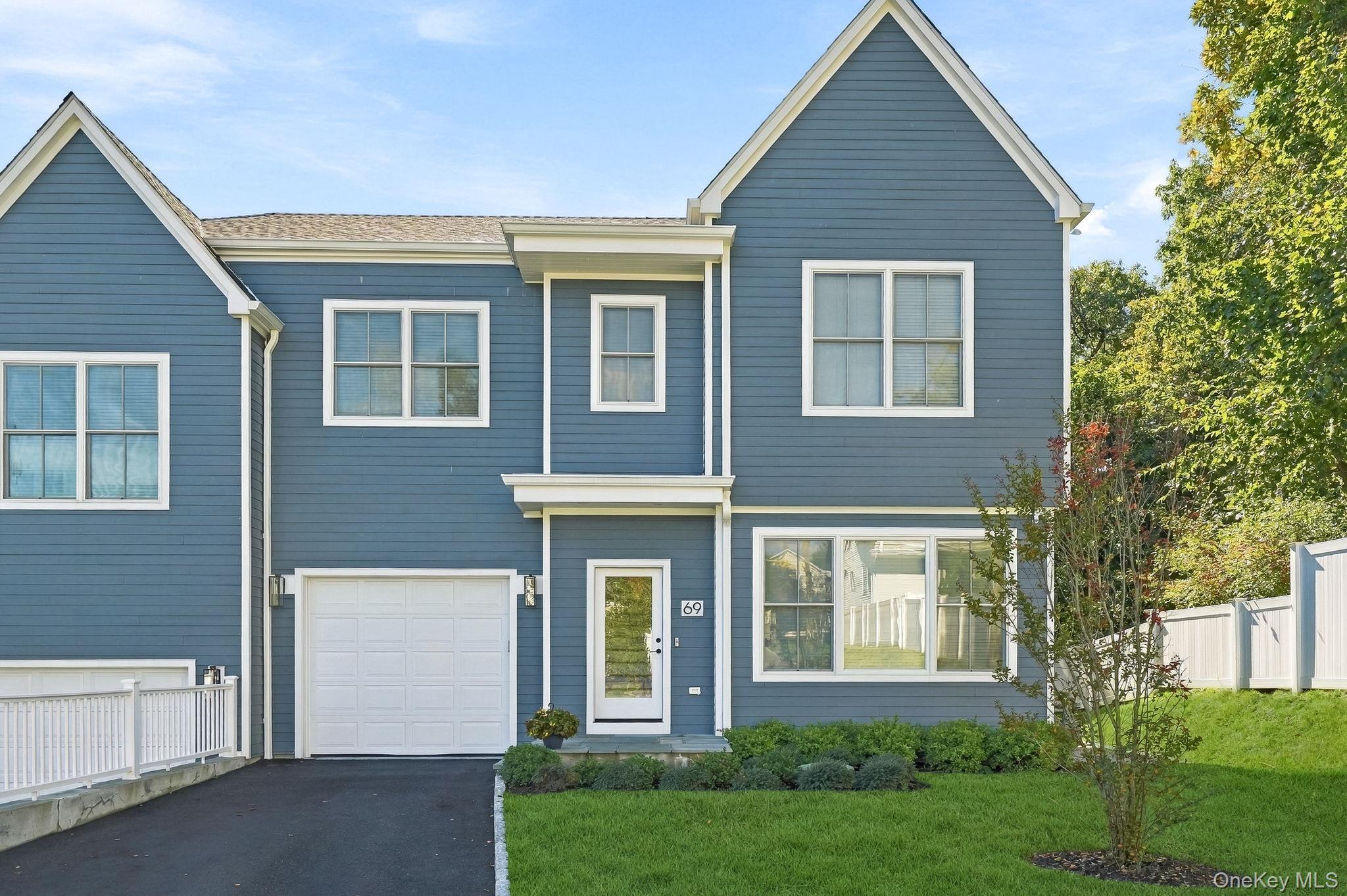 Built in 2023, this exceptional custom build combines timeless style,...