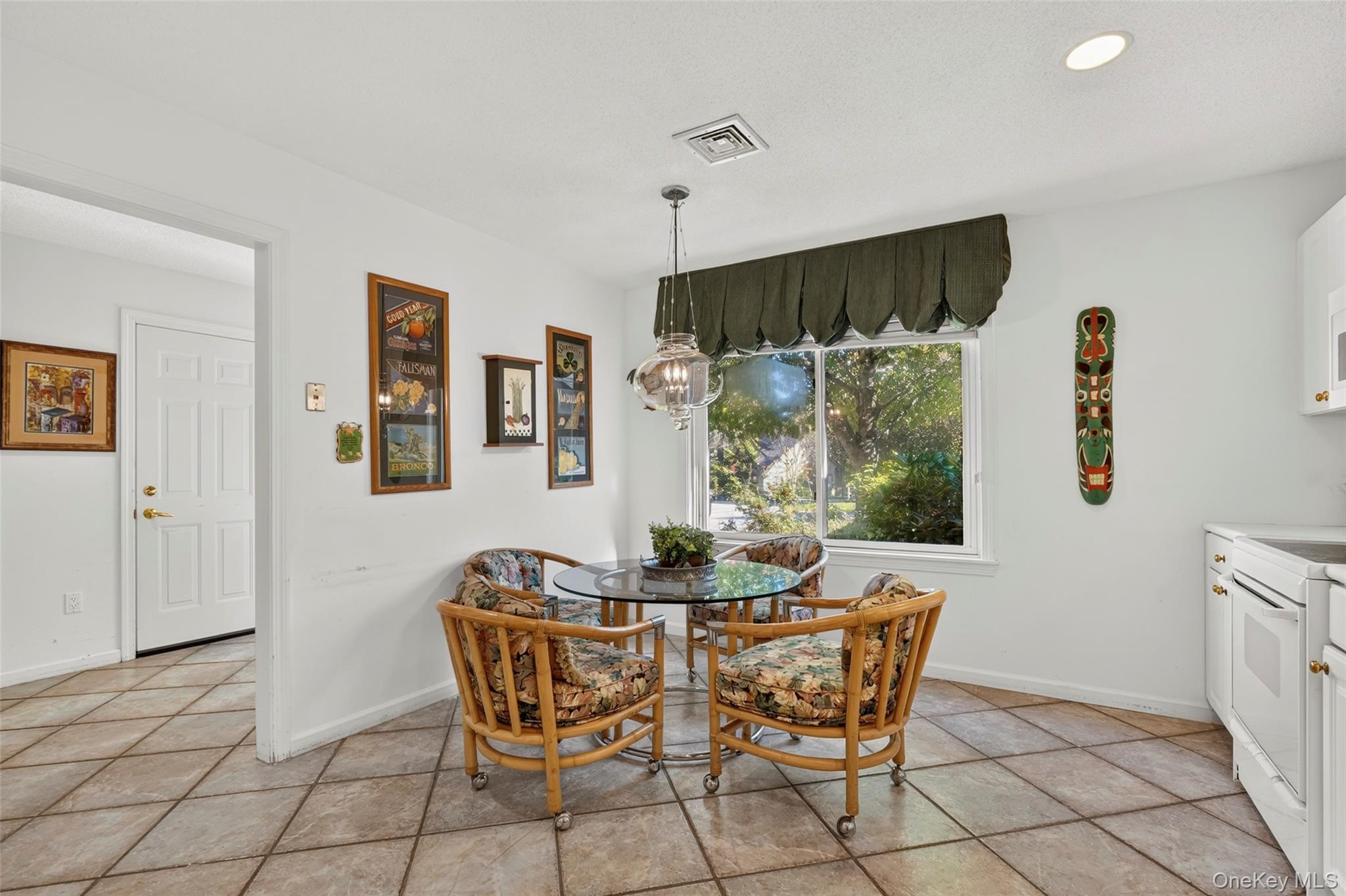 Photo 9 of this property