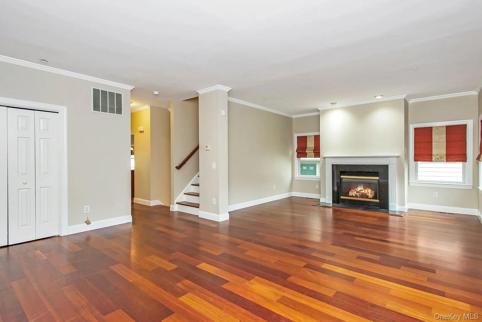 Photo 4 of this property
