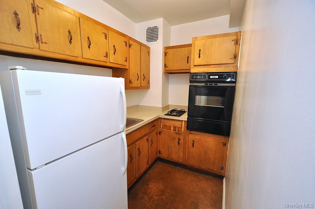 Photo 10 of this property