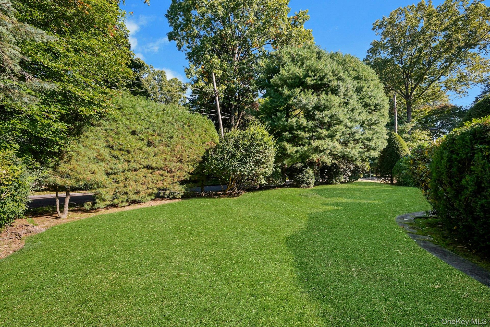 Photo 4 of this property