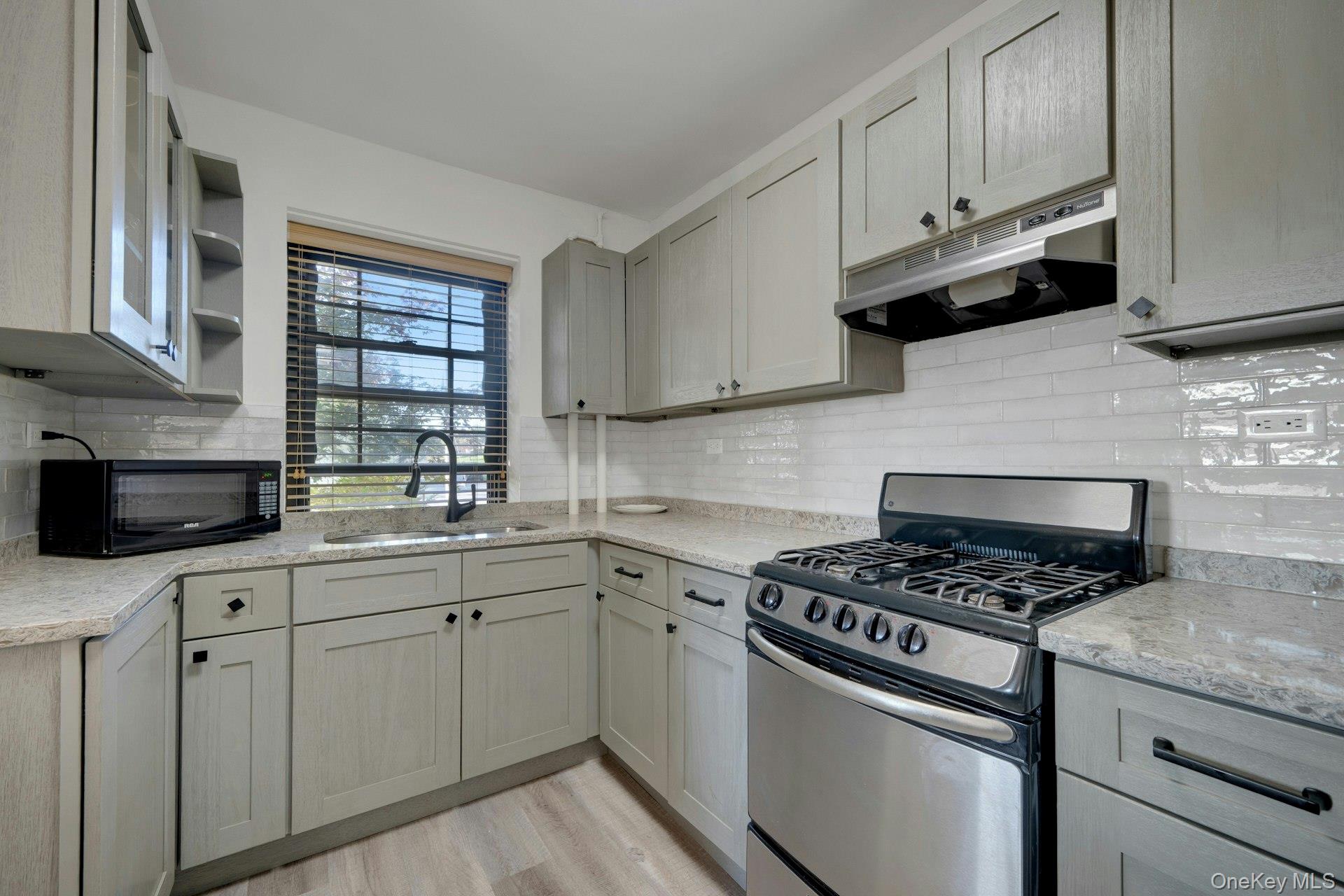 Photo 14 of this property