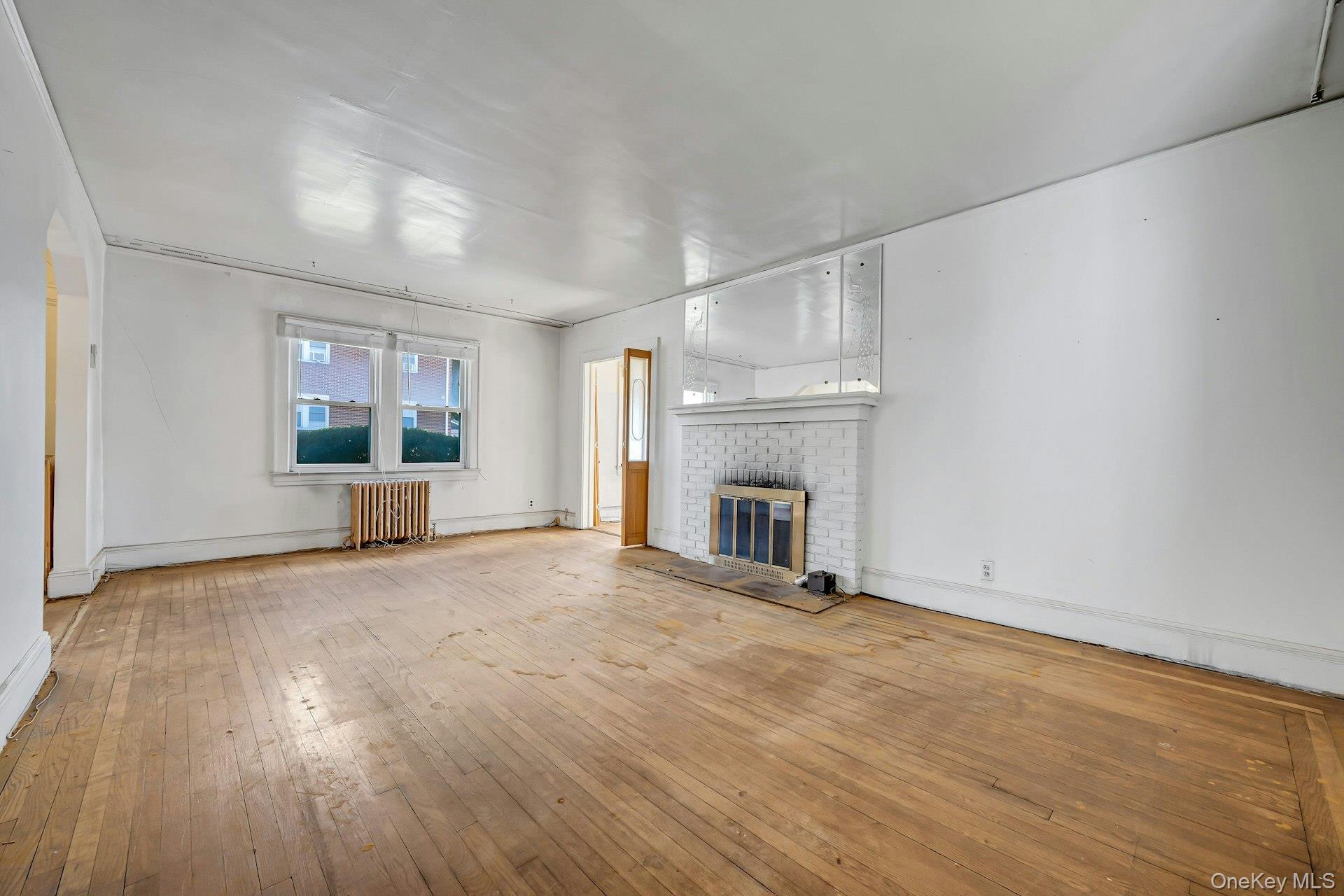Photo 4 of this property