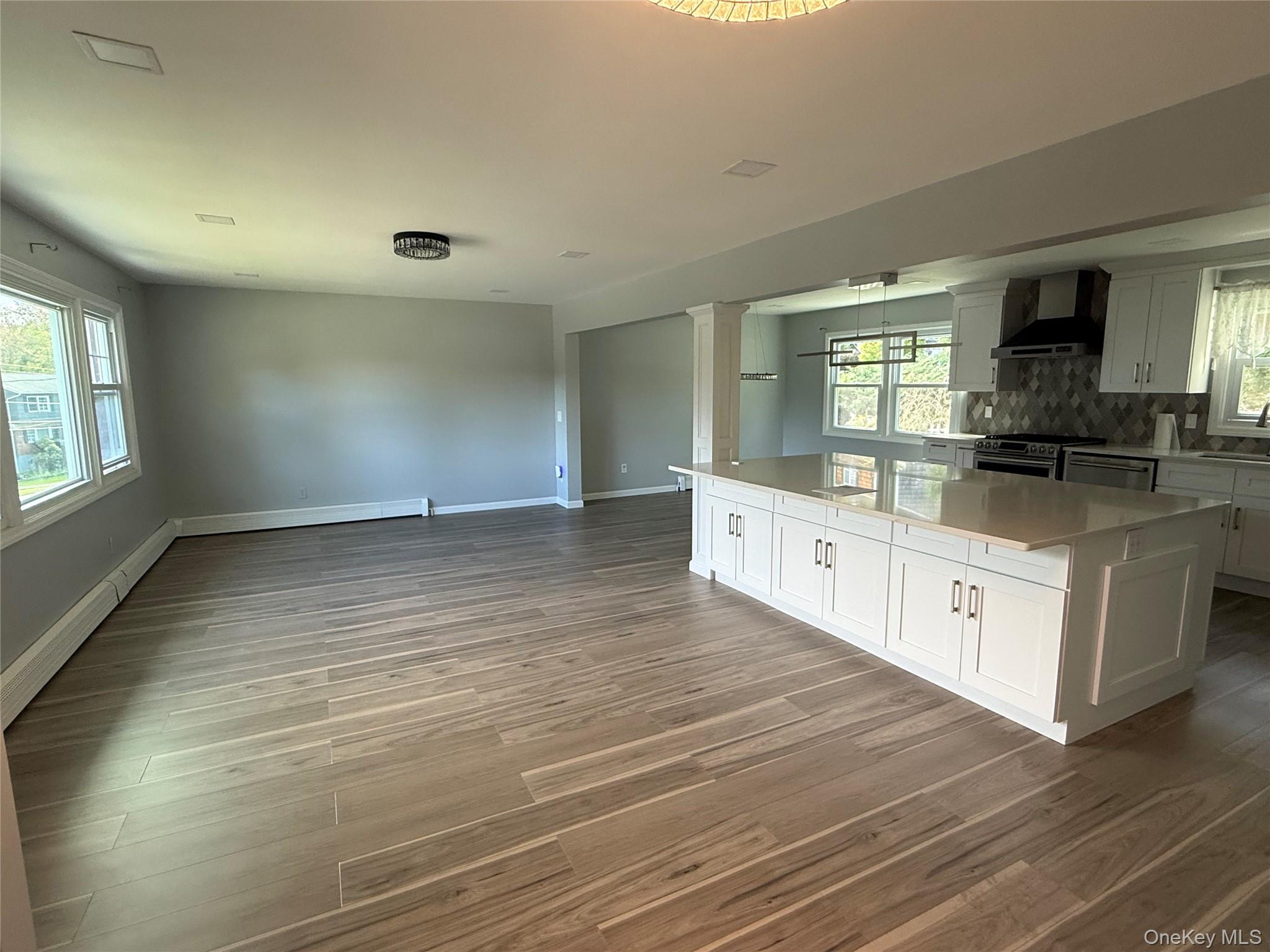 Photo 4 of this property