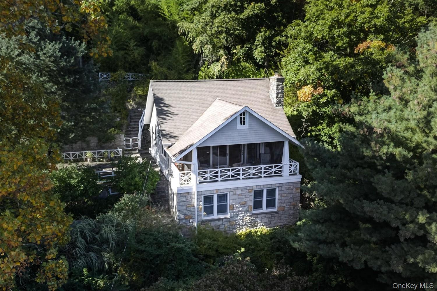 New to the market!  Privacy abounds! Close to parkway, Close to commun...