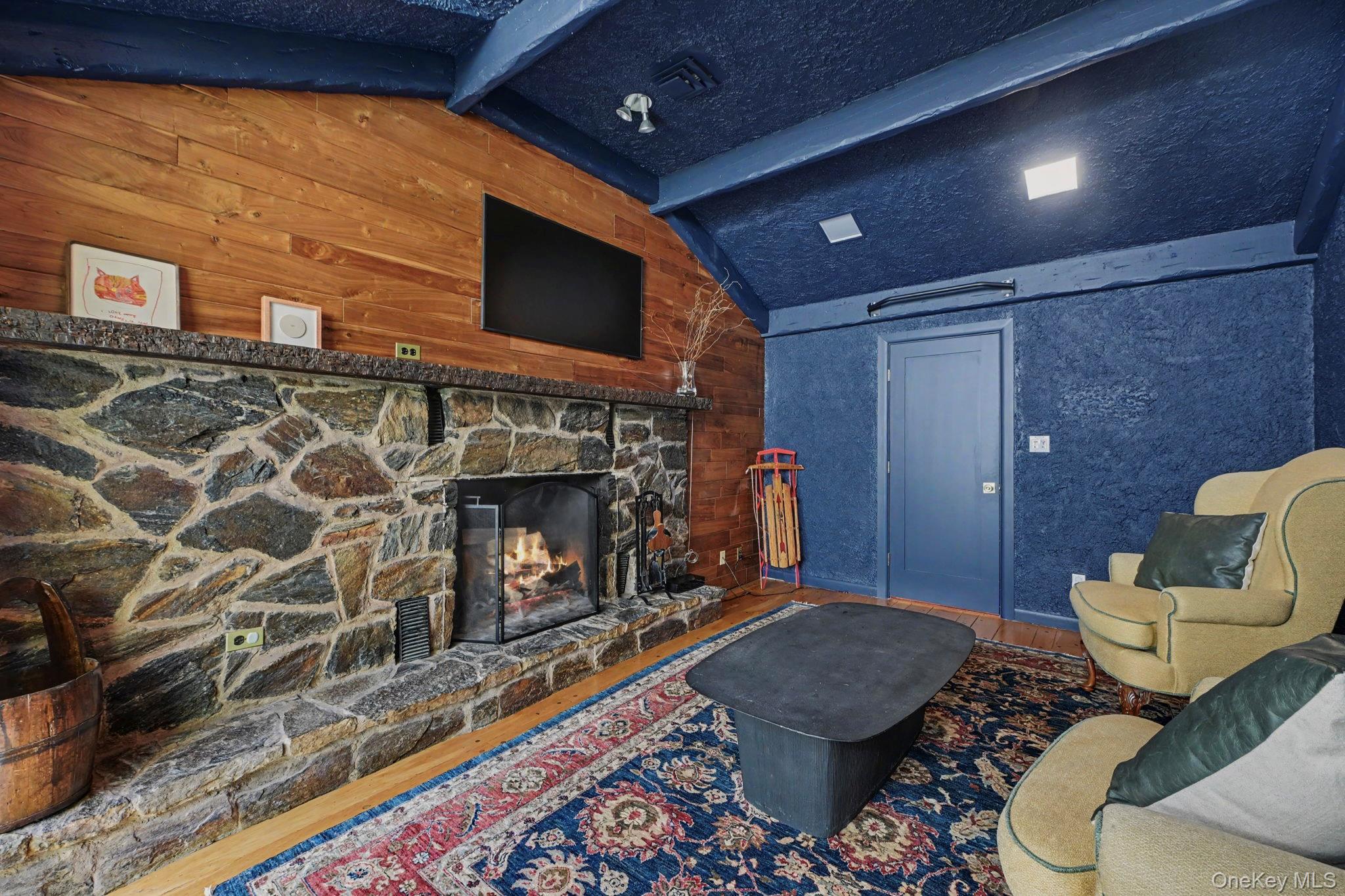 Photo 14 of this property