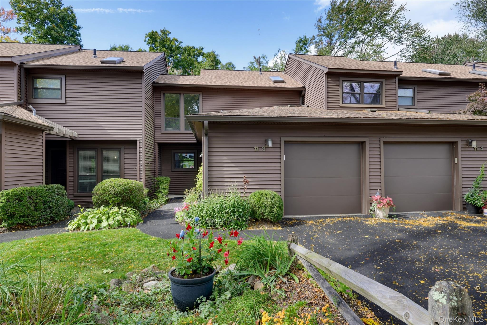 This is an absolute gem:  Welcome to 113 Woods Brooke Circle, a beauti...