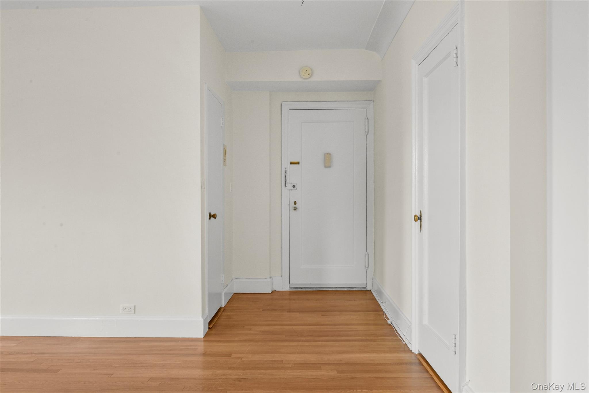 Photo 4 of this property