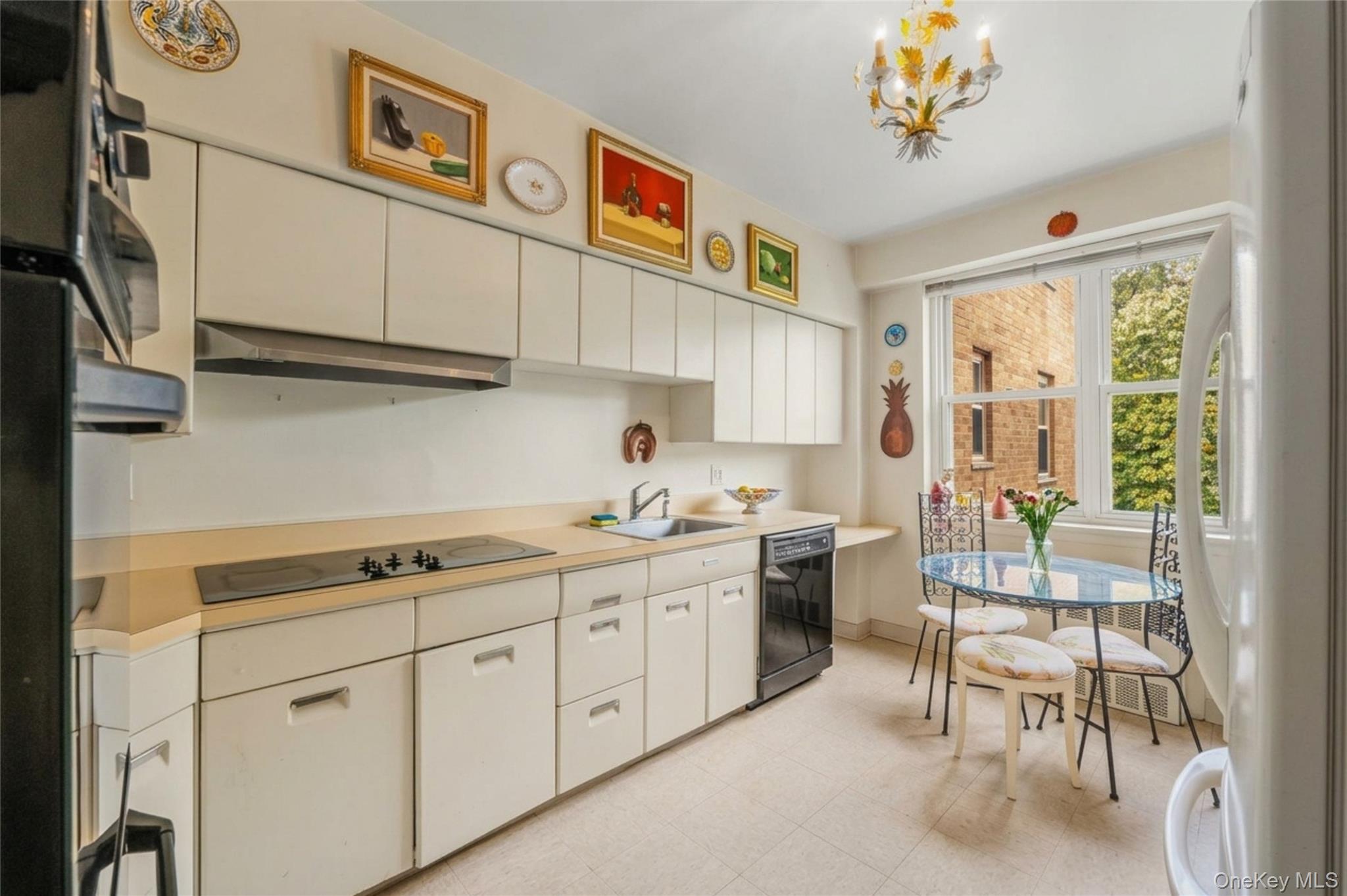 Photo 9 of this property