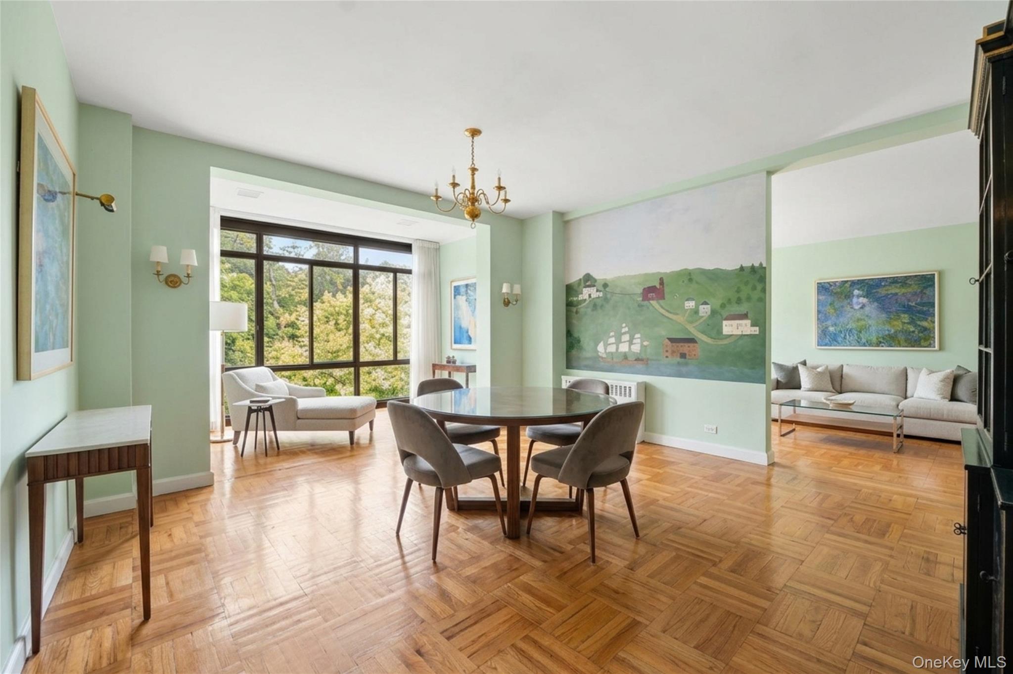 Photo 4 of this property