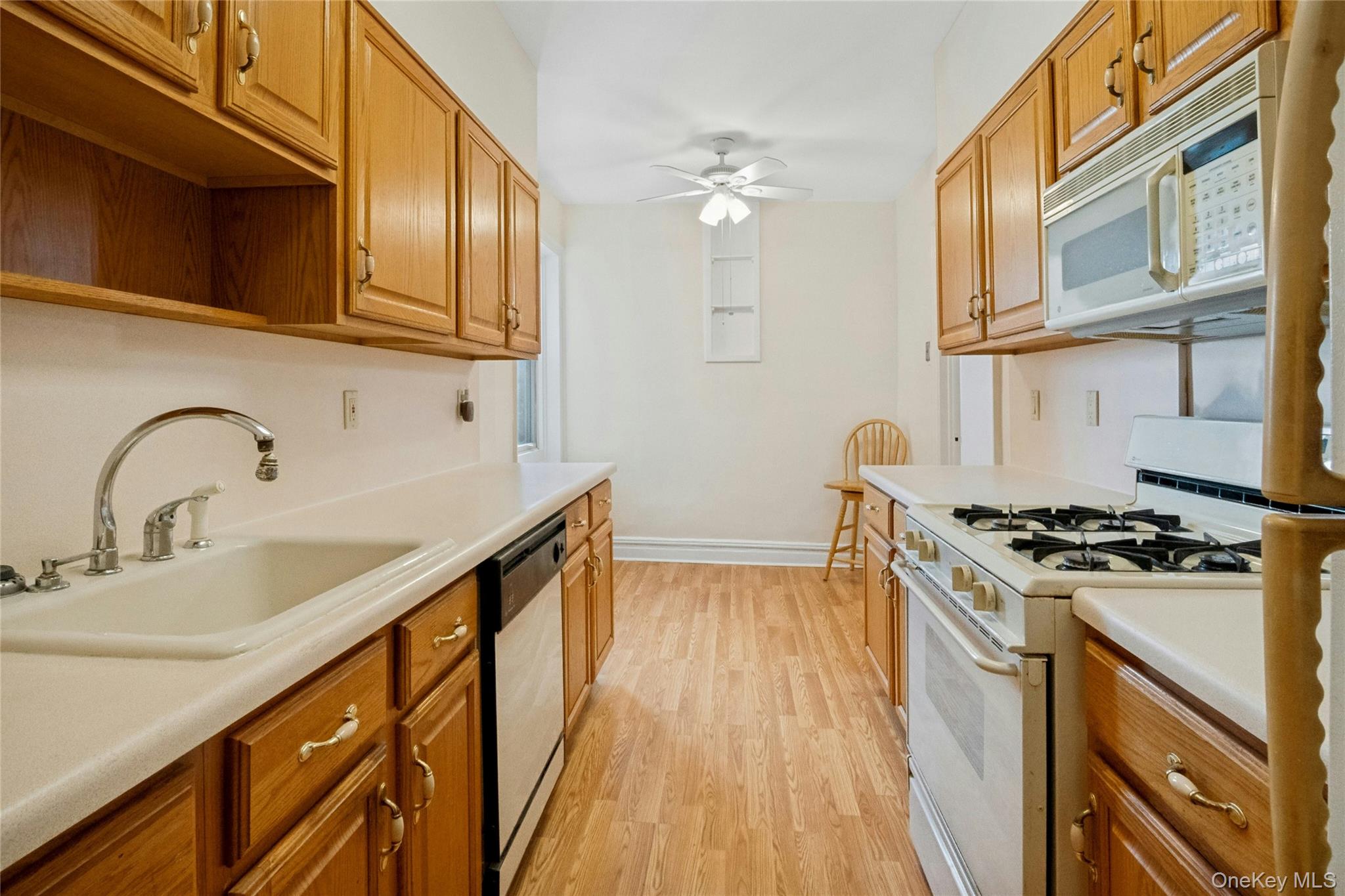 Photo 6 of this property