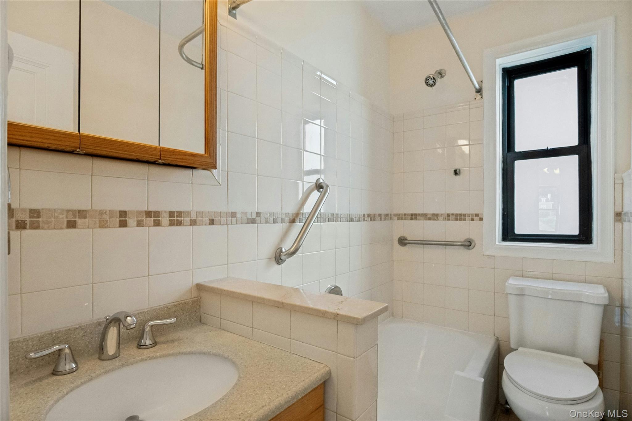 Photo 11 of this property
