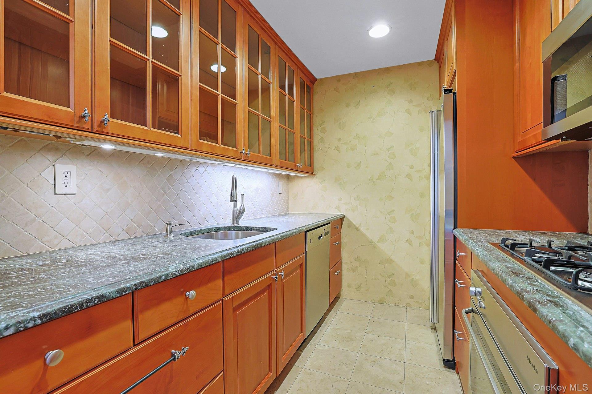 Photo 7 of this property