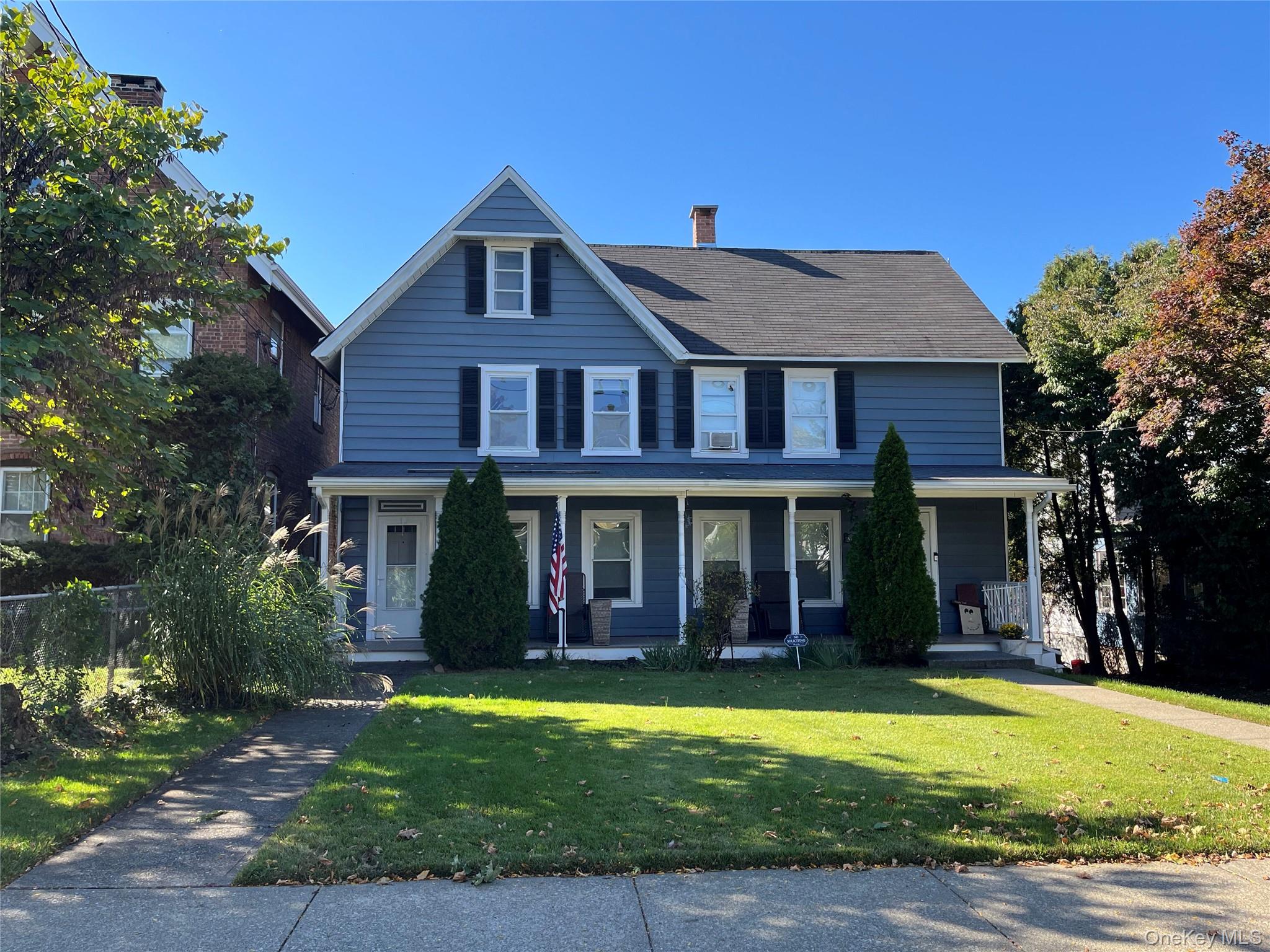 This charming 2-bedroom rental has been upgraded in 2022 and offers a...