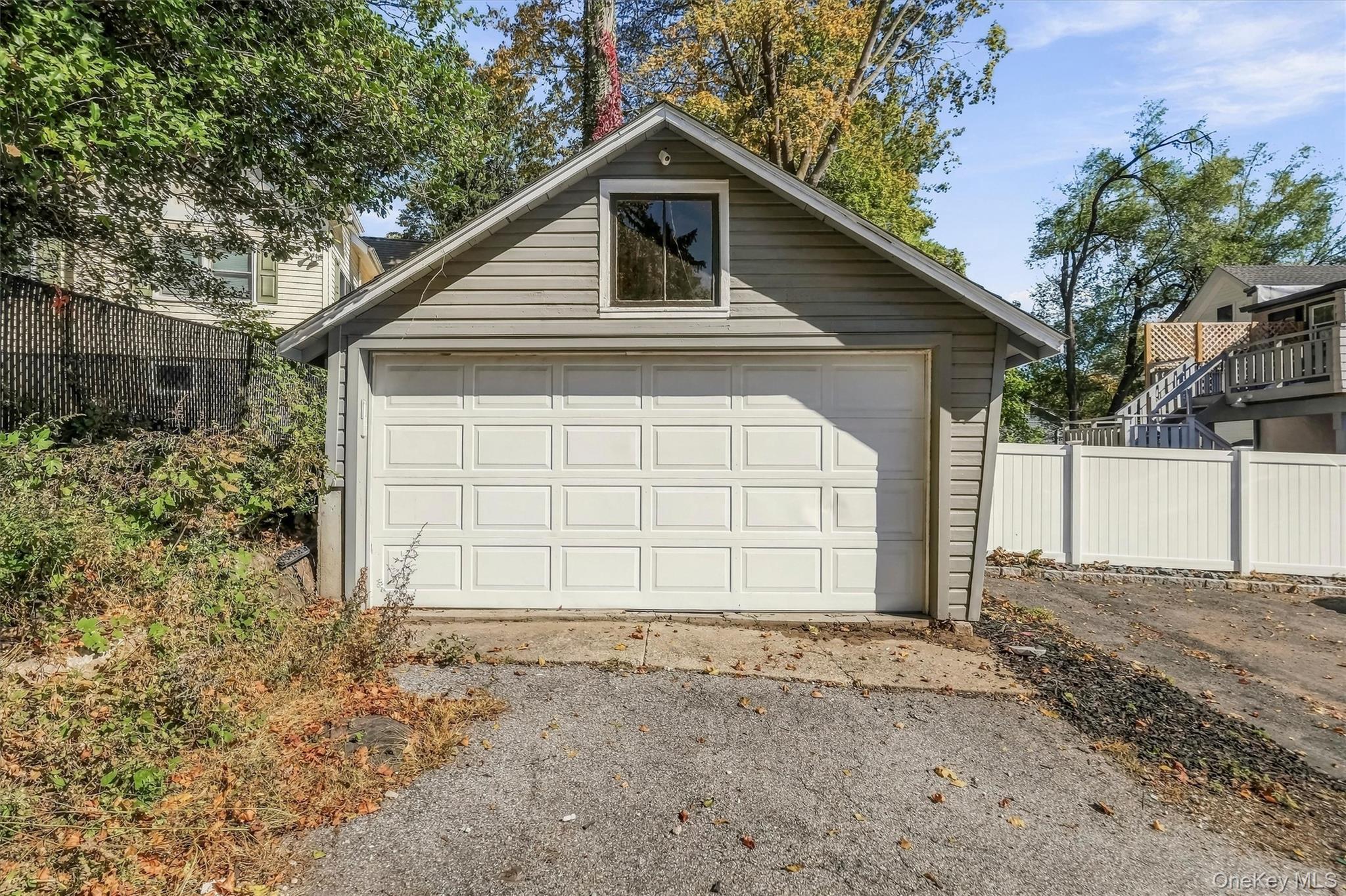 Photo 33 of this property