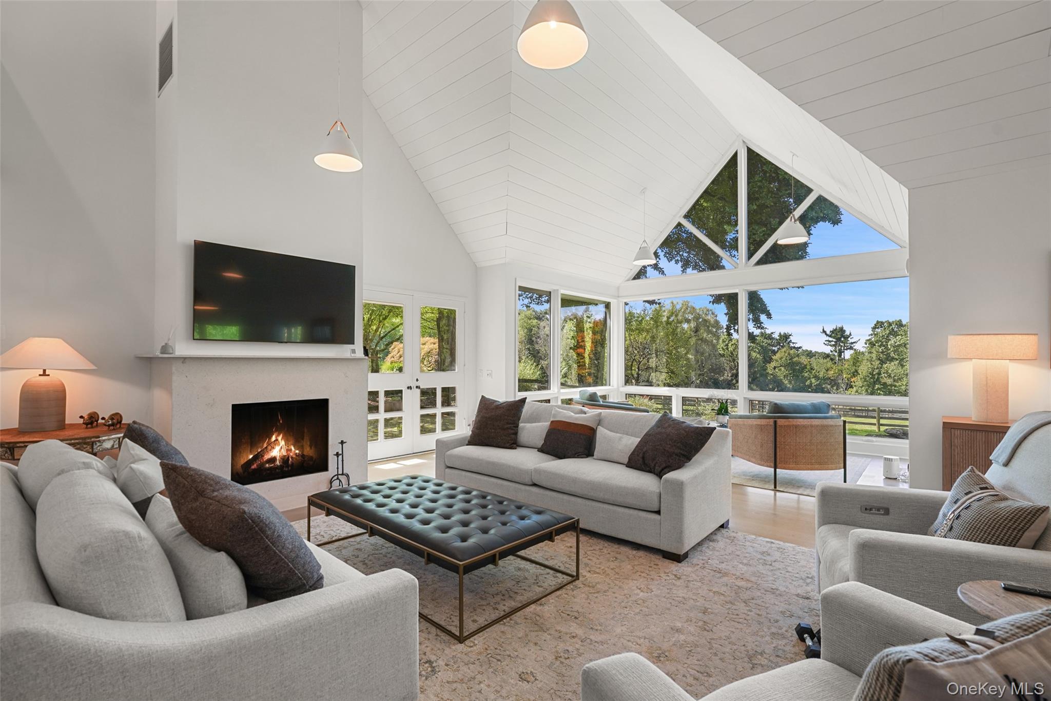 Photo 4 of this property