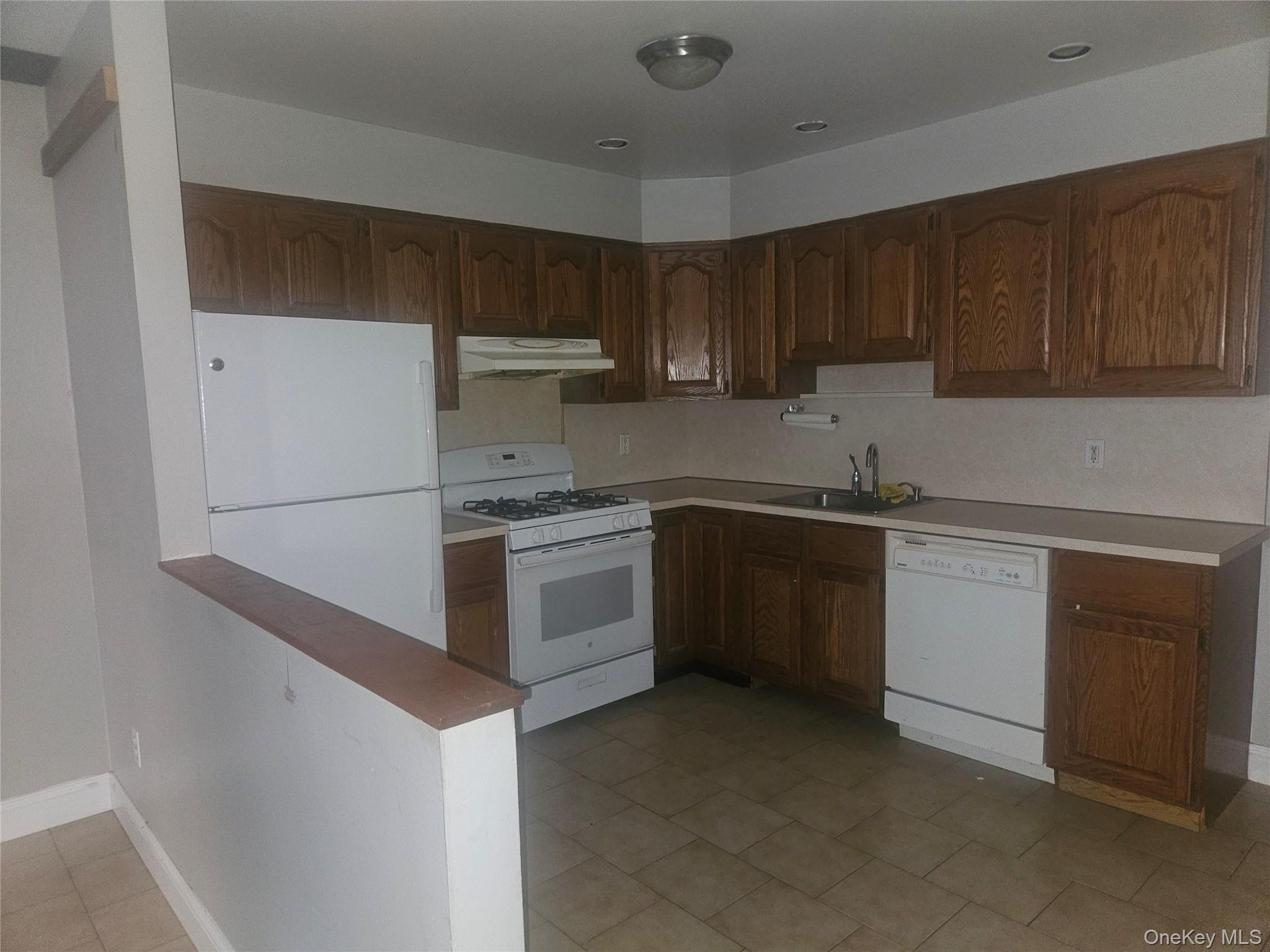 Come and see this open floor plan two bedroom apartment within walking...