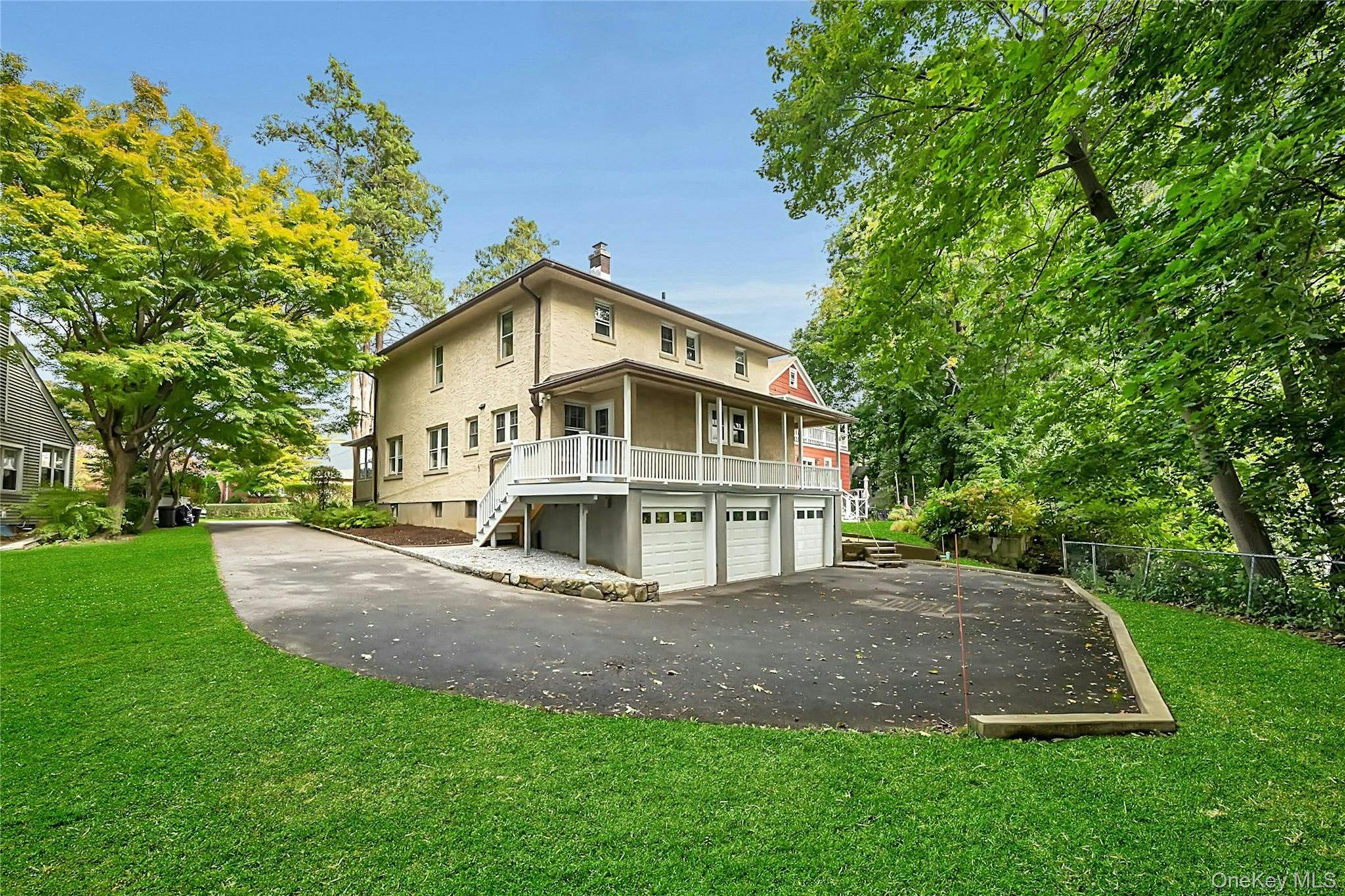 Photo 4 of this property