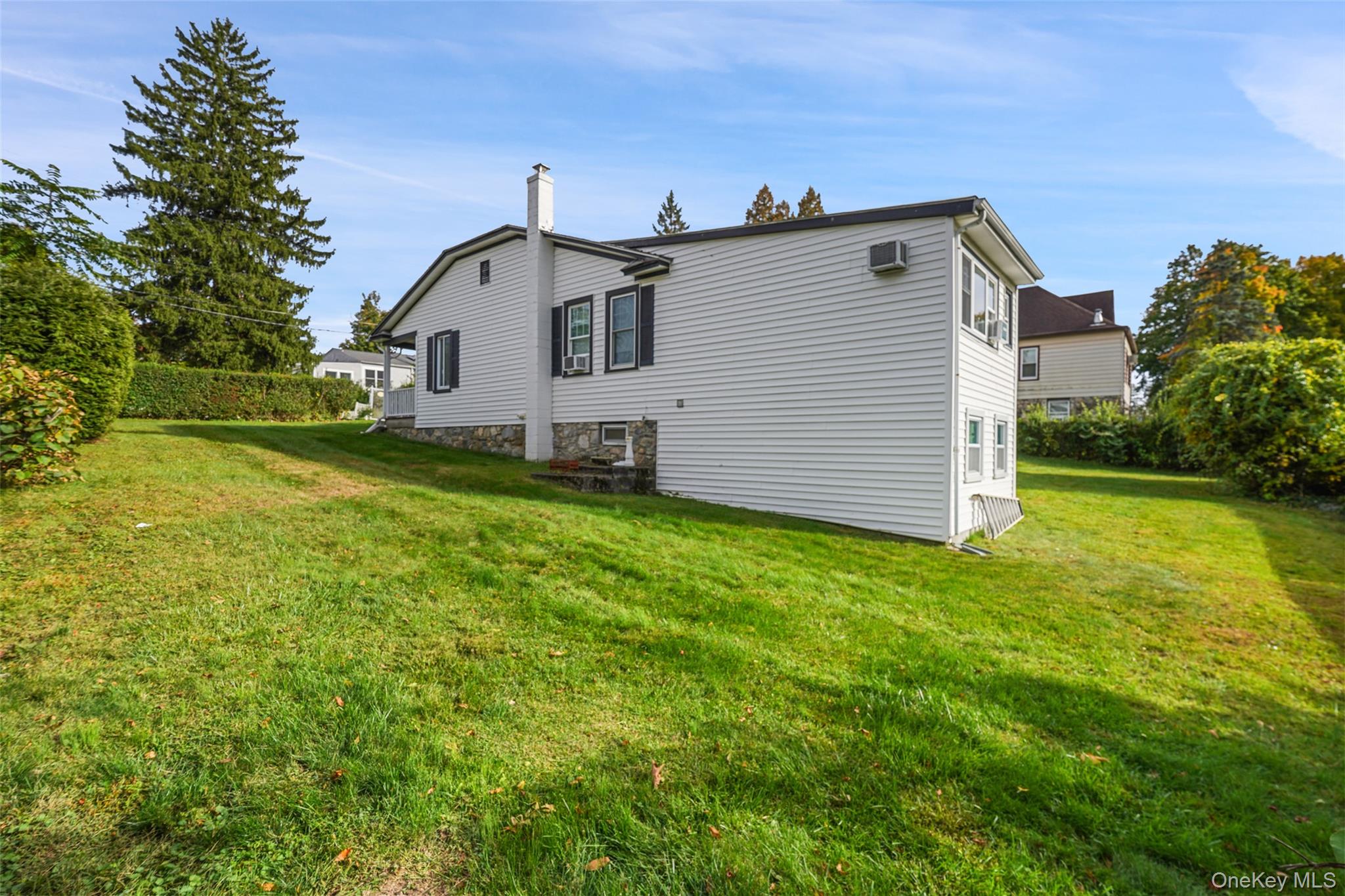 Photo 3 of this property
