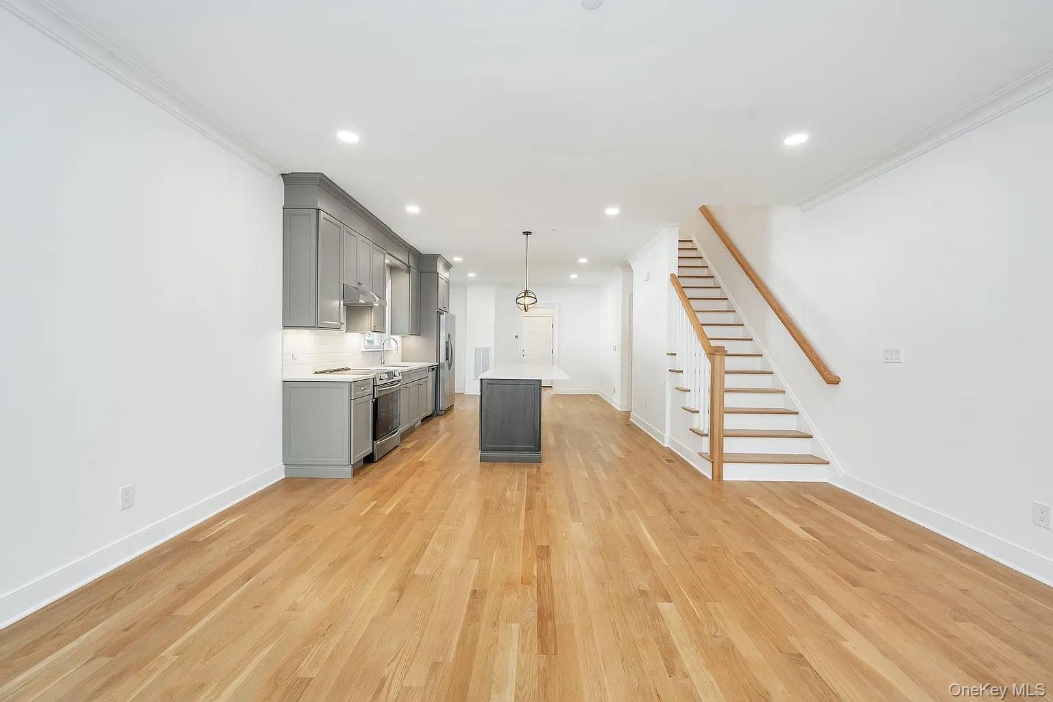 Photo 7 of this property