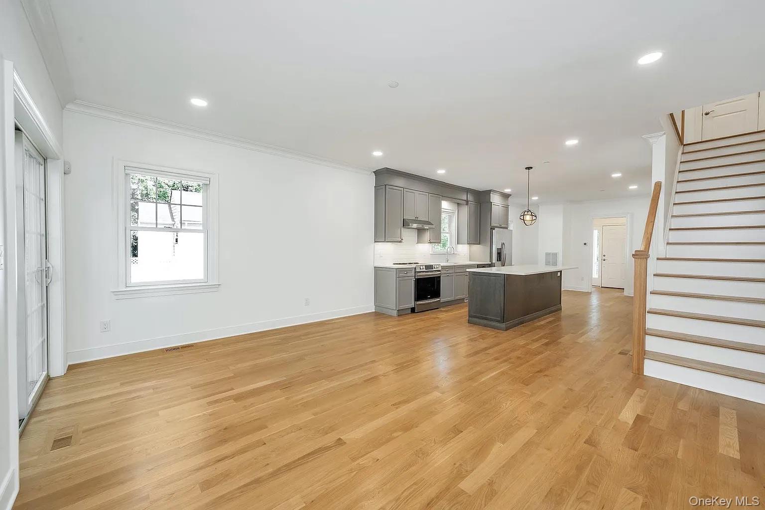 Photo 6 of this property