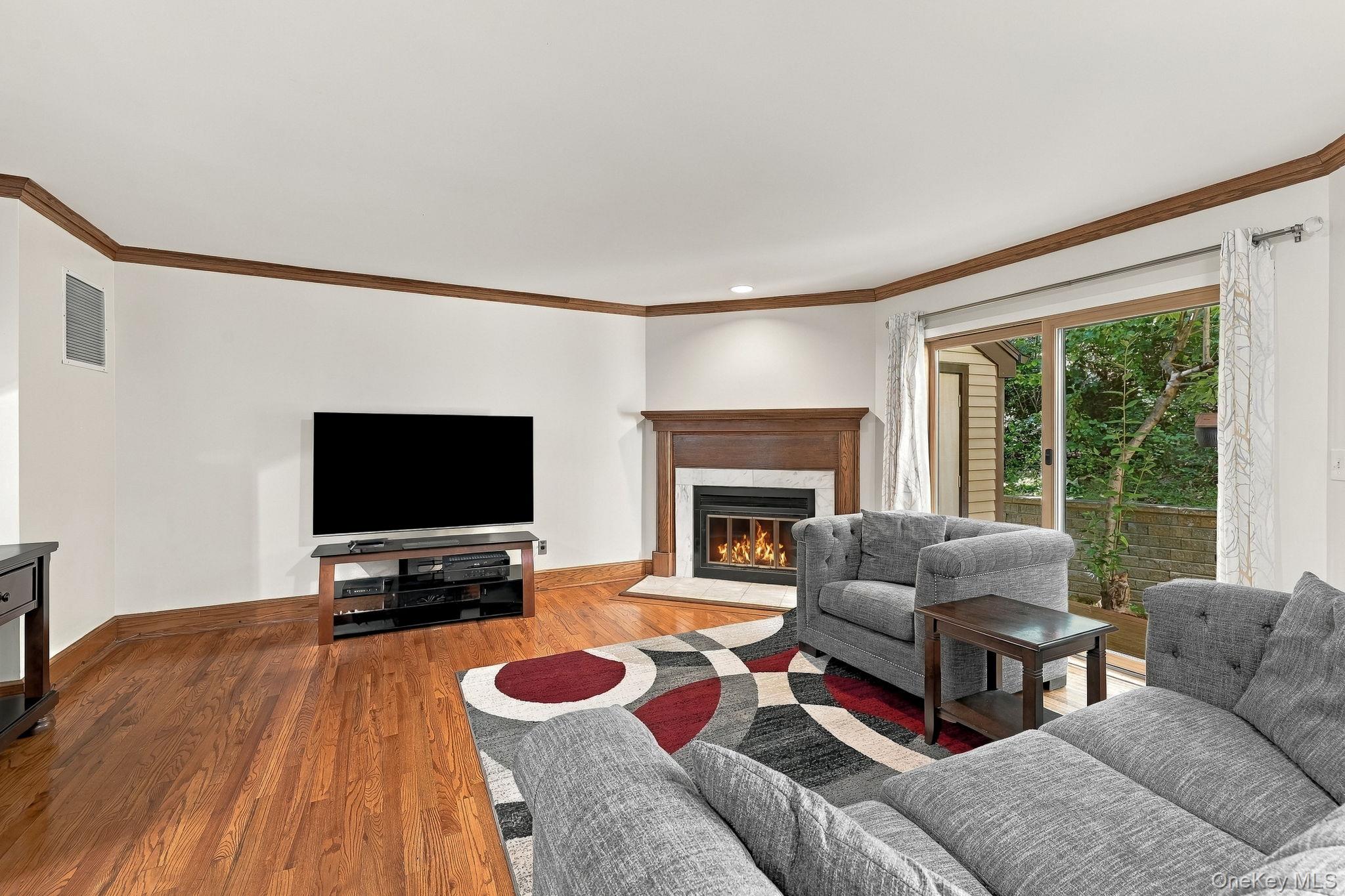 Photo 4 of this property