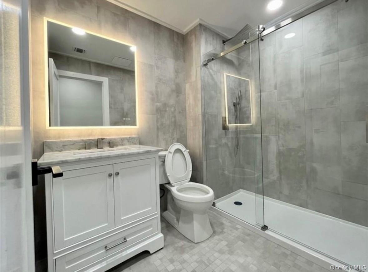 Photo 6 of this property