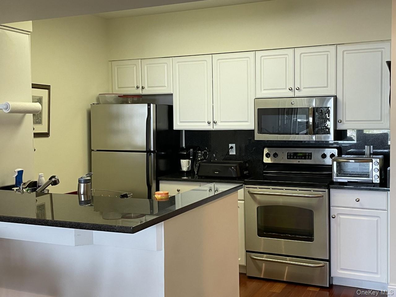 Photo 4 of this property