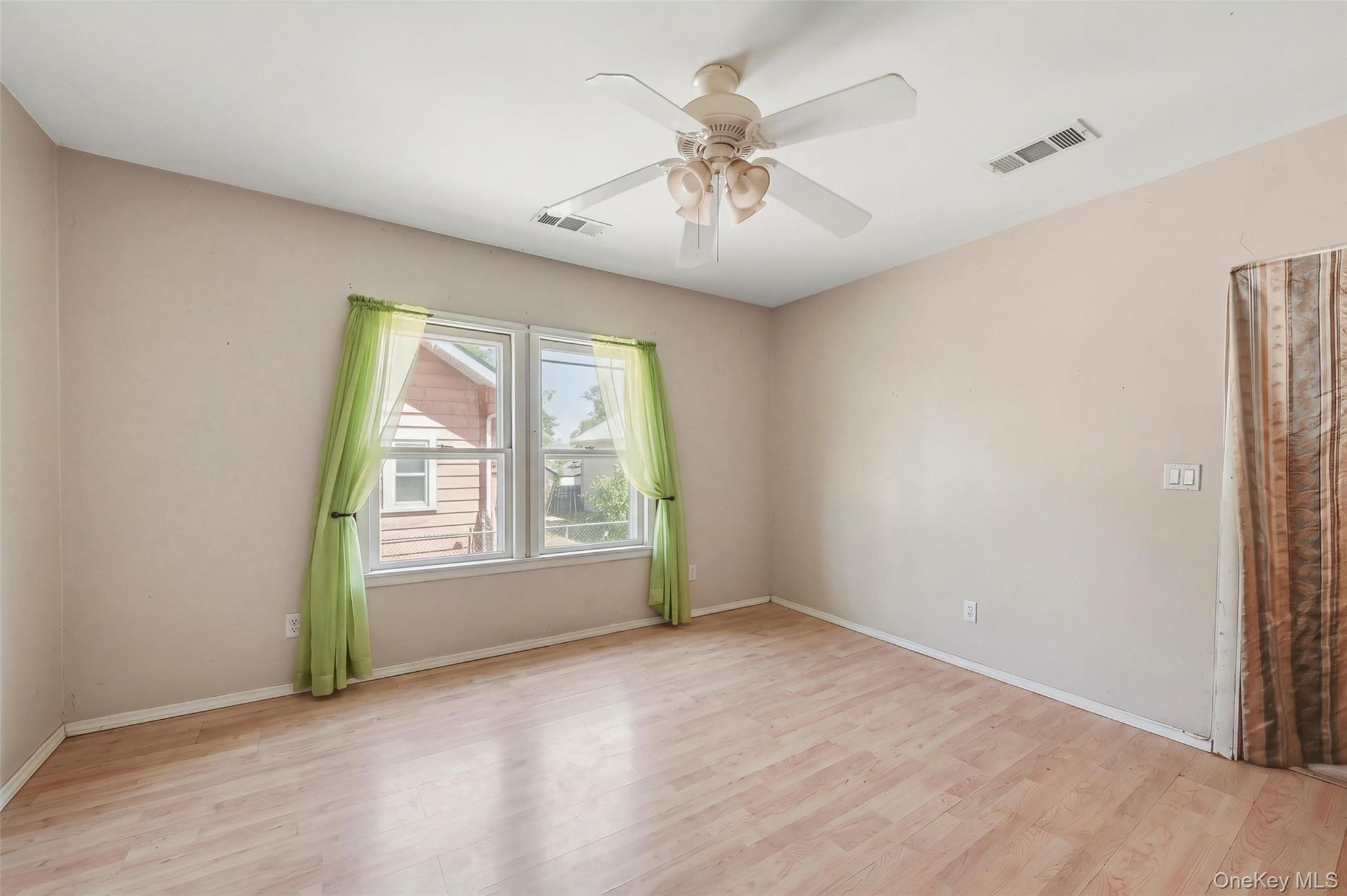 Photo 5 of this property