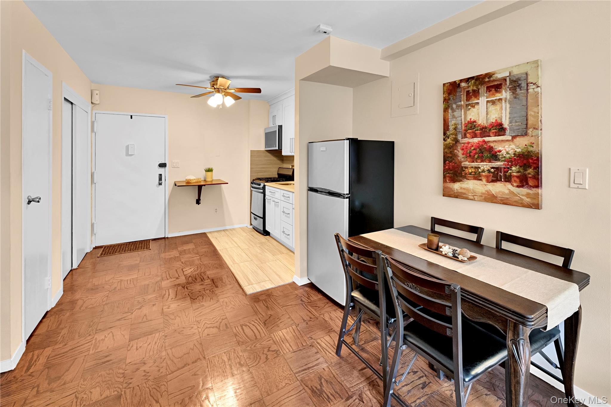Photo 6 of this property