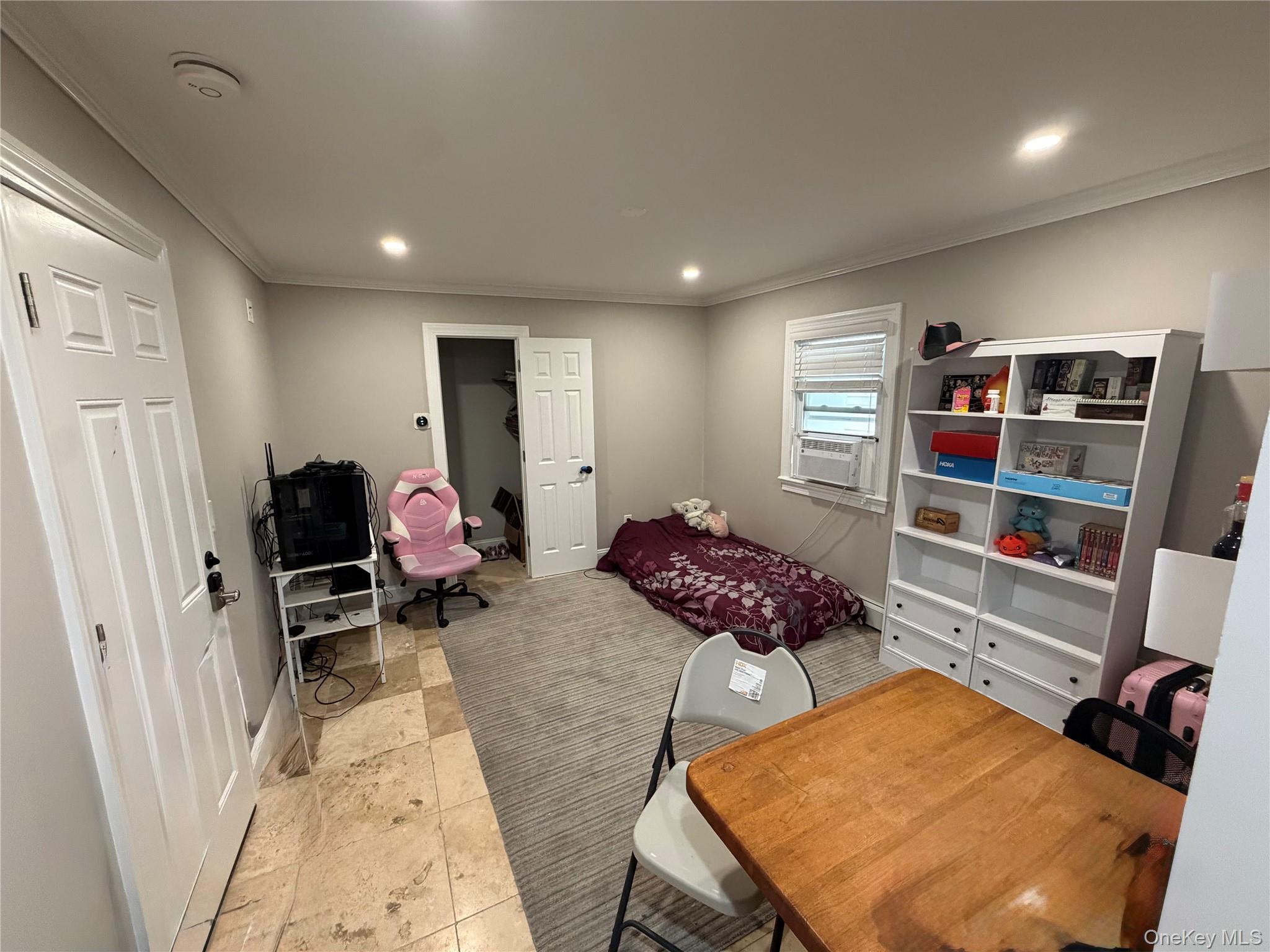 Photo 4 of this property